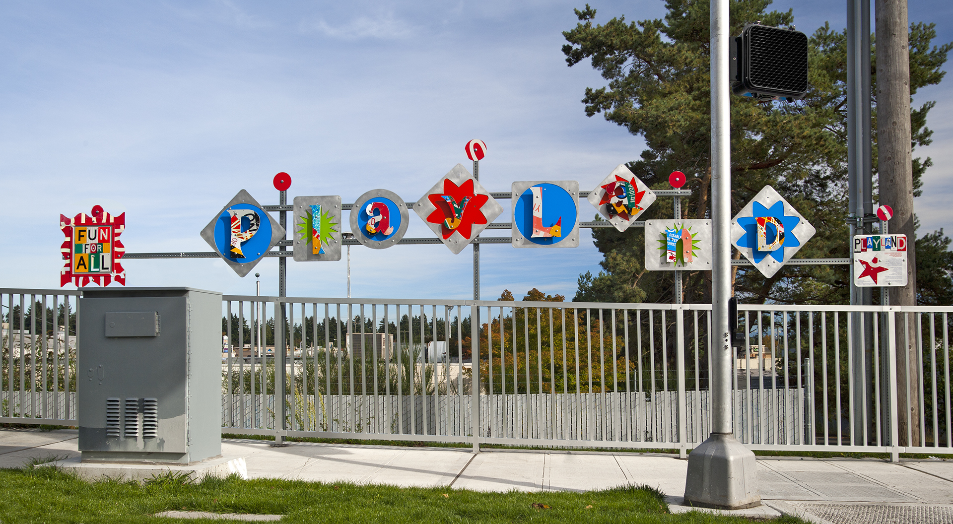 17_PlayLand_Title.jpg