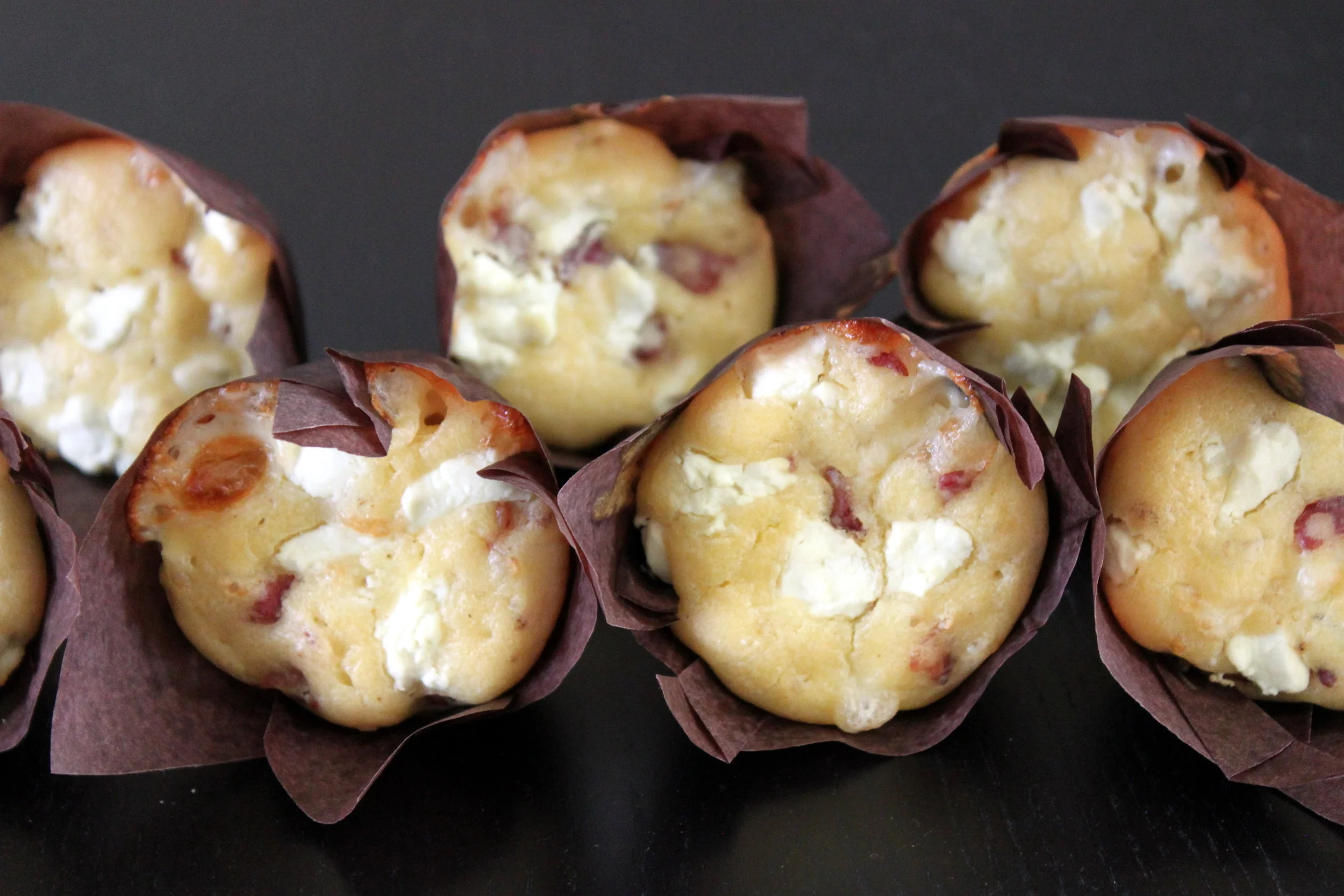 Bacon and Goat Cheese Muffins