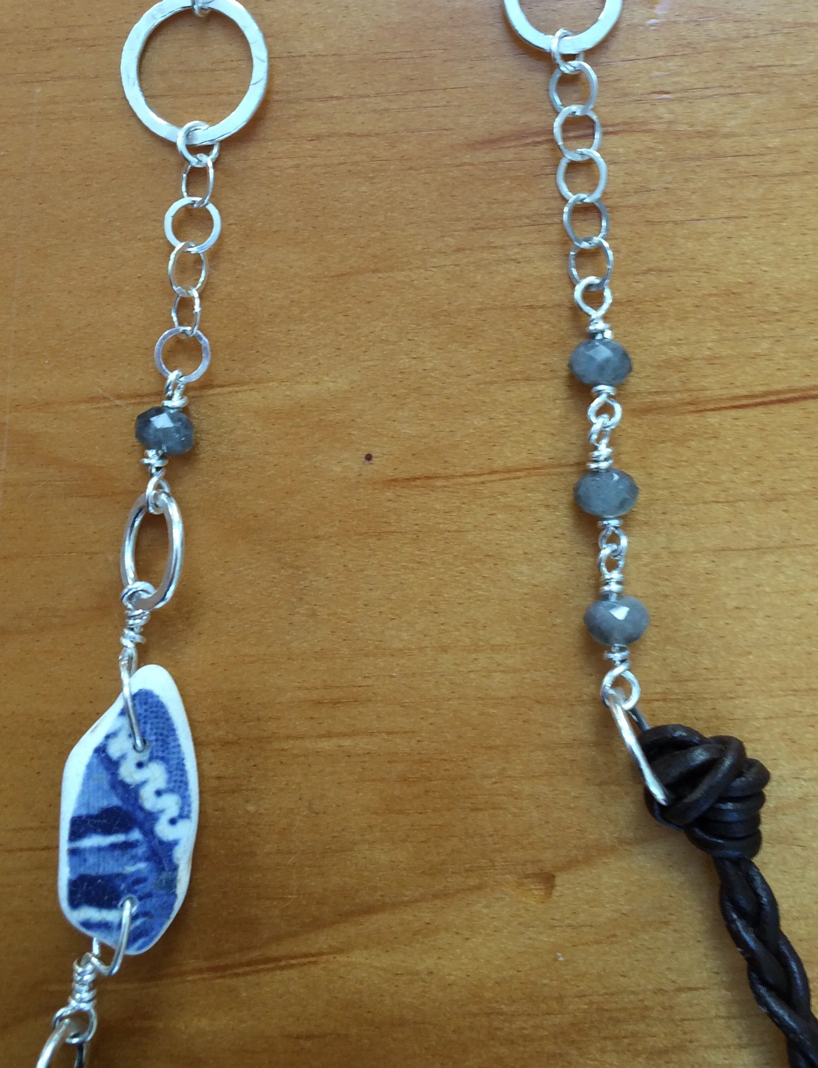 Necklace_1_detail.jpg