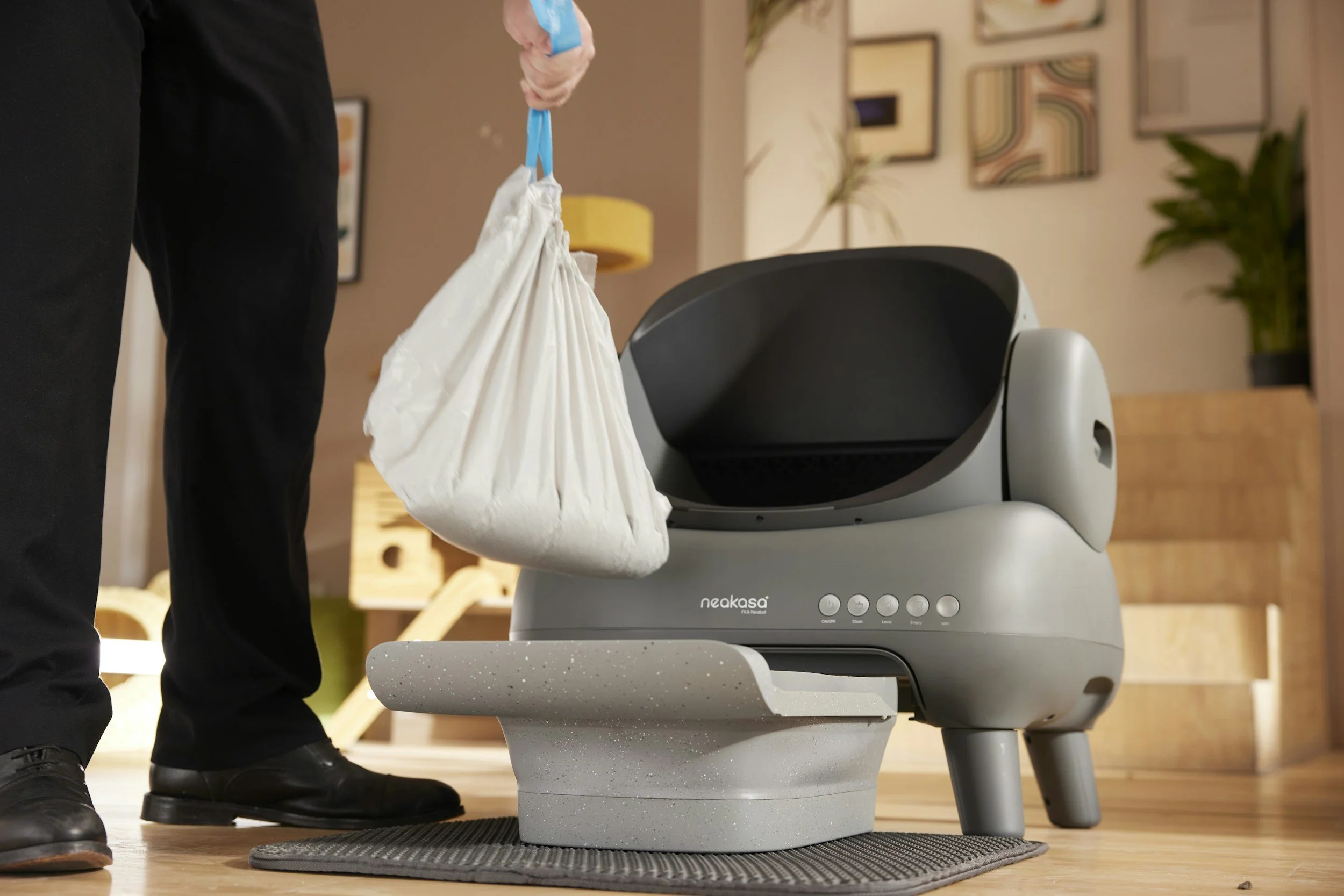 Automatic Litter boxes 
