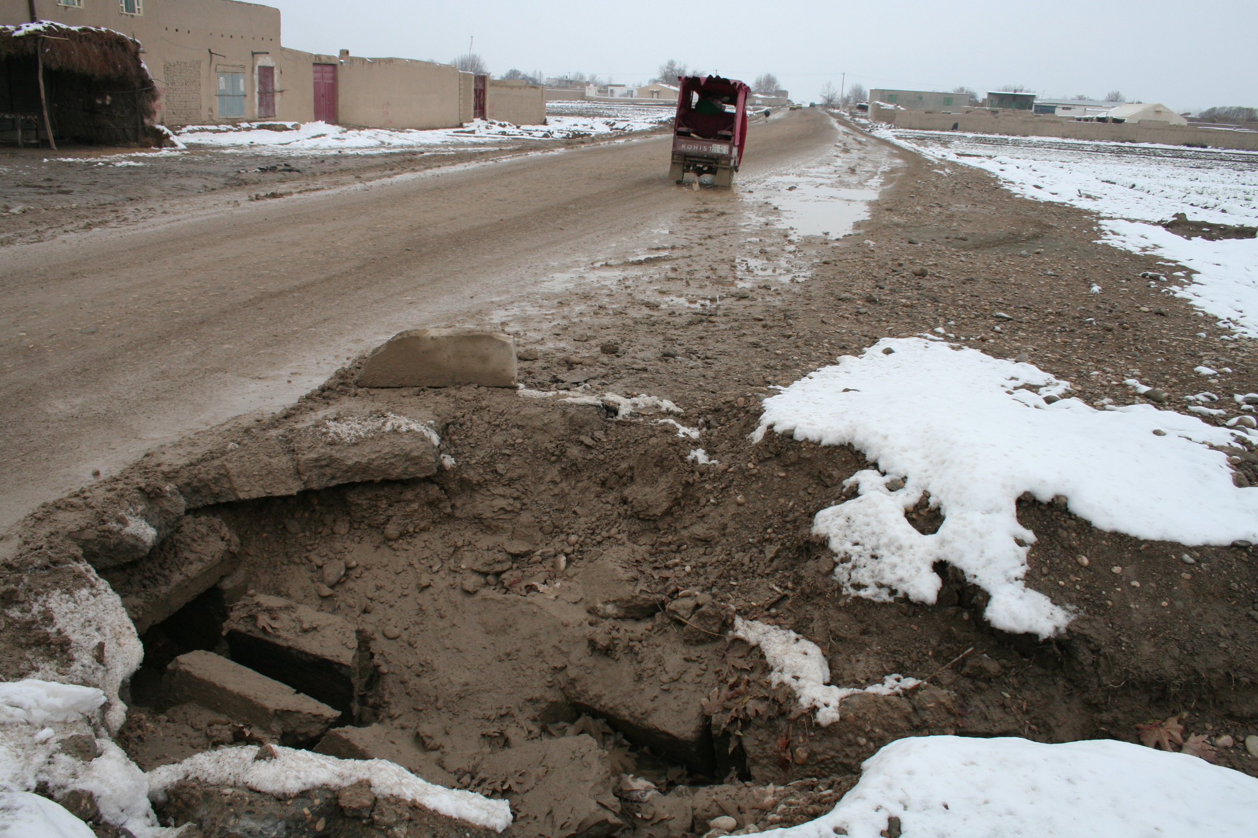 IED EXPLOSION ON THE MAIN ROAD