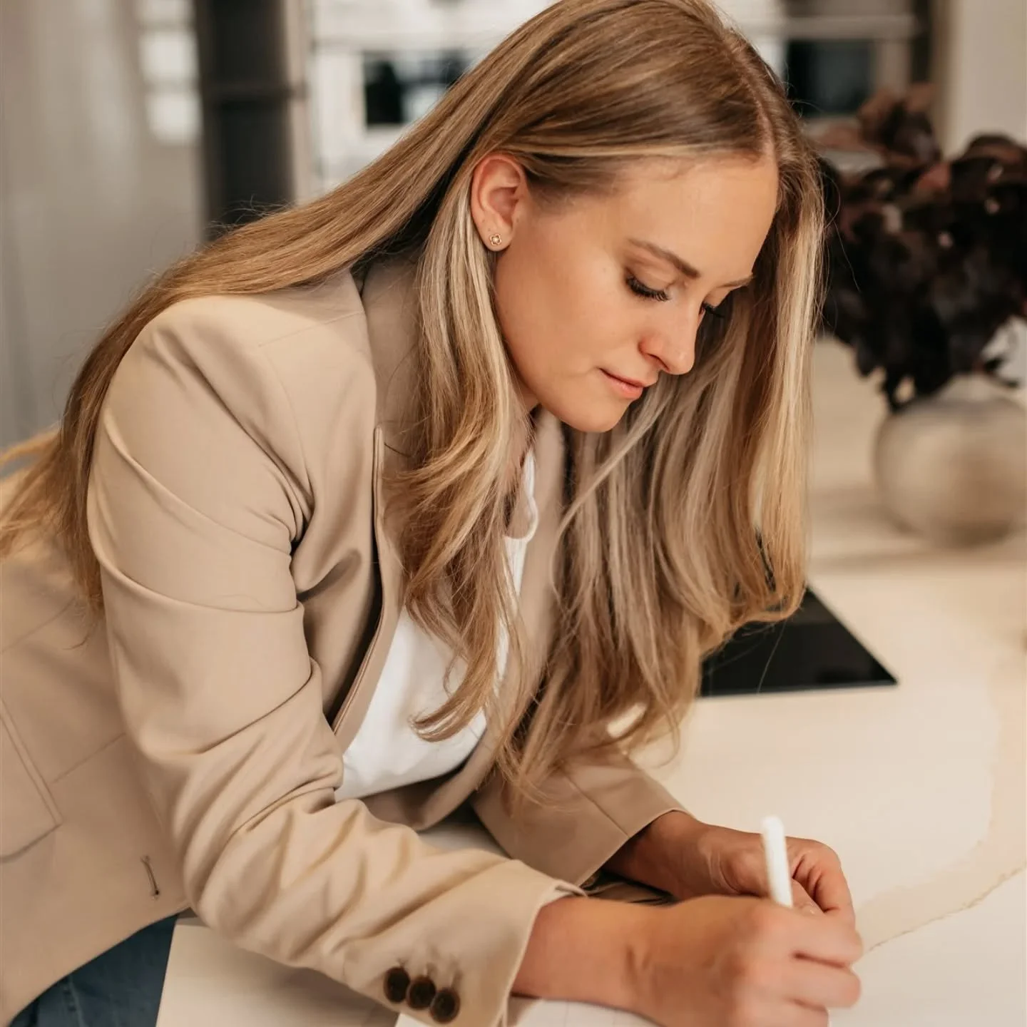 Little branding session from last month. If you need any organization, Madis your girl! 
.
.
.
.
.
.
.
.
.
.
#tylermoorhousephotography #idahophotographer #boisephotographer #boisebrandingphotographer #idahobrandingphotographer