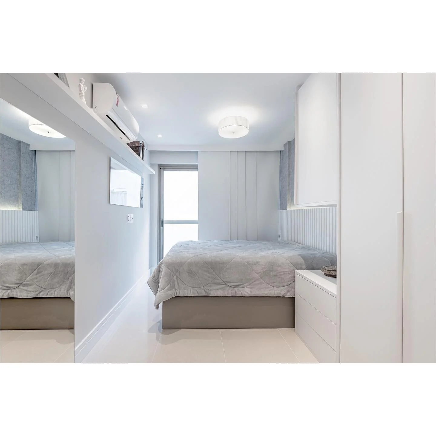 Su&iacute;te | Apartamento R 
.
.
.
Foto: Wagner Pinheiro
#projetoresidencial #reforma #apartamento 
#tdoarquitetura #tdoprojetos #tdoobras