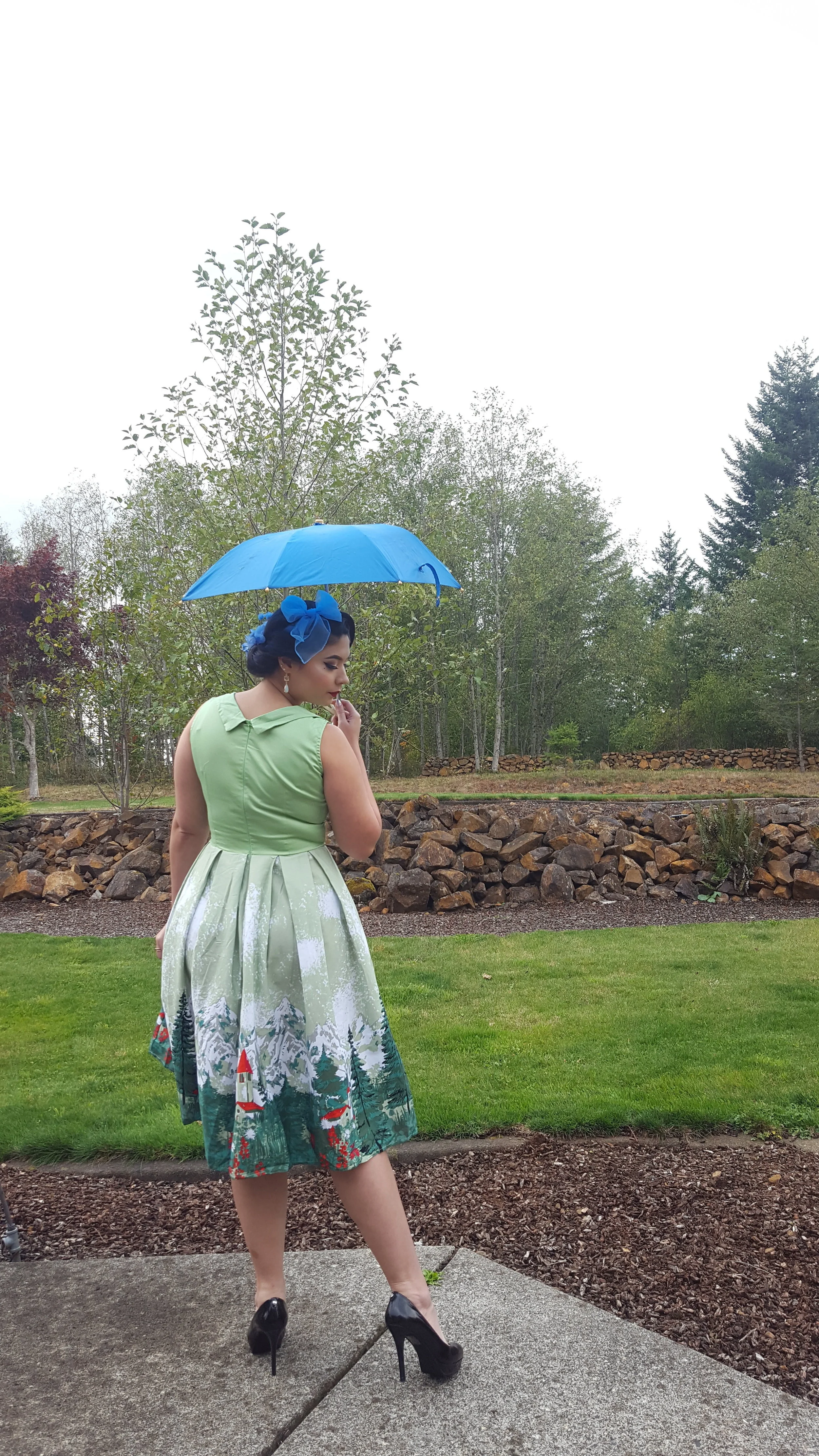 Mystic Mountain Dress Vintage Women's