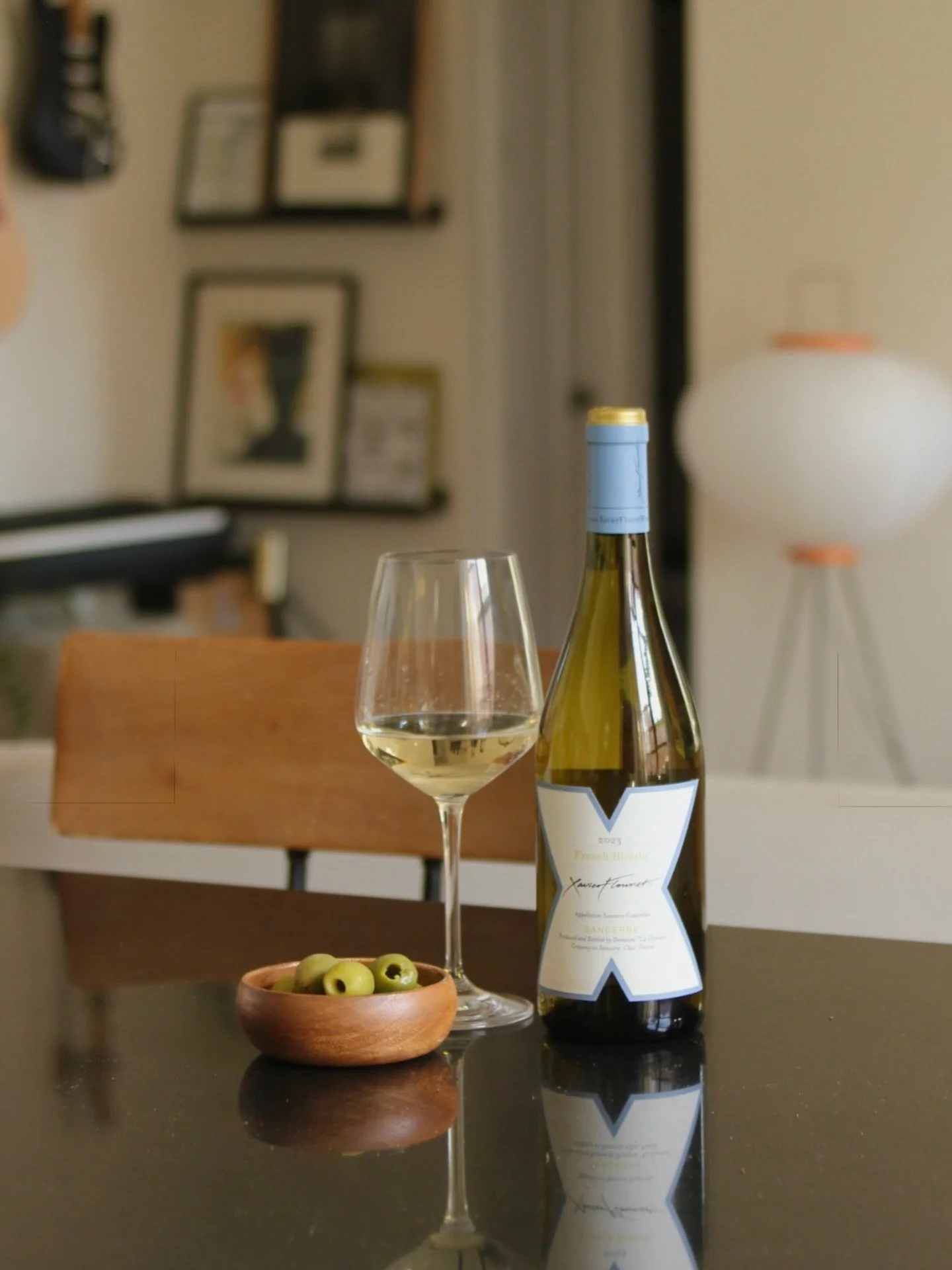 Fresh floral and fruity notes with mineral nuances, French Blonde Sancerre is a crisp and clean Sauvignon Blanc from the Loire Valley. Its elegance and refinement is the perfect compliment for holiday hosting.