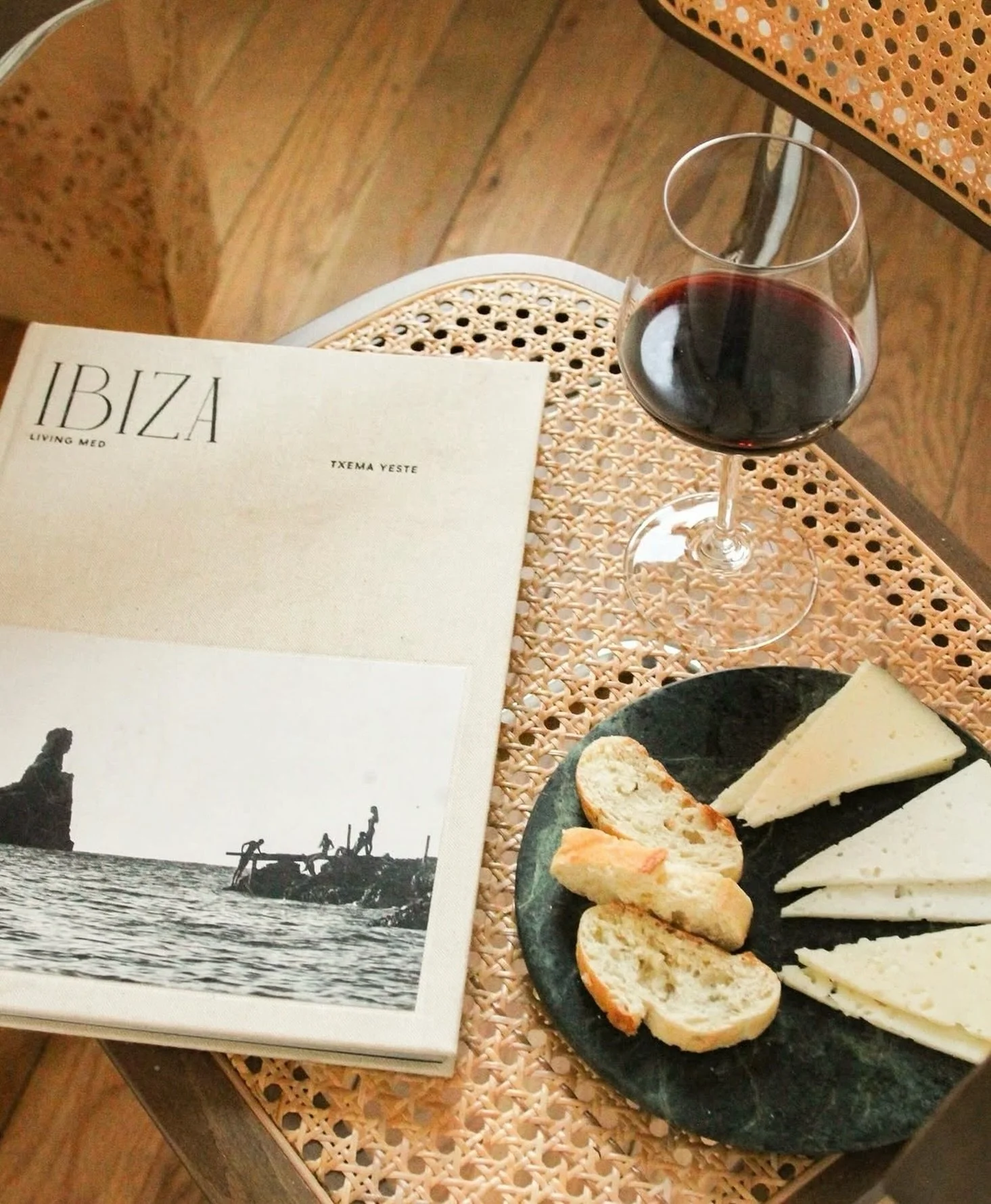 A vibrant bottle with dynamic fruit flavors and a structured palate, our F&eacute; Rioja is the perfect red for a warm summer evening.