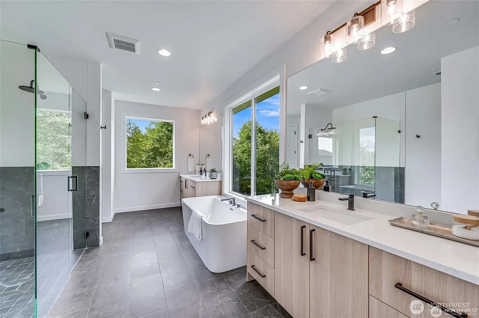 Raceway c master bath.webp