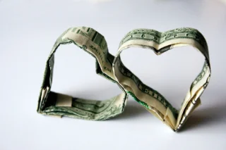 Two-hearts-of-money2.jpg