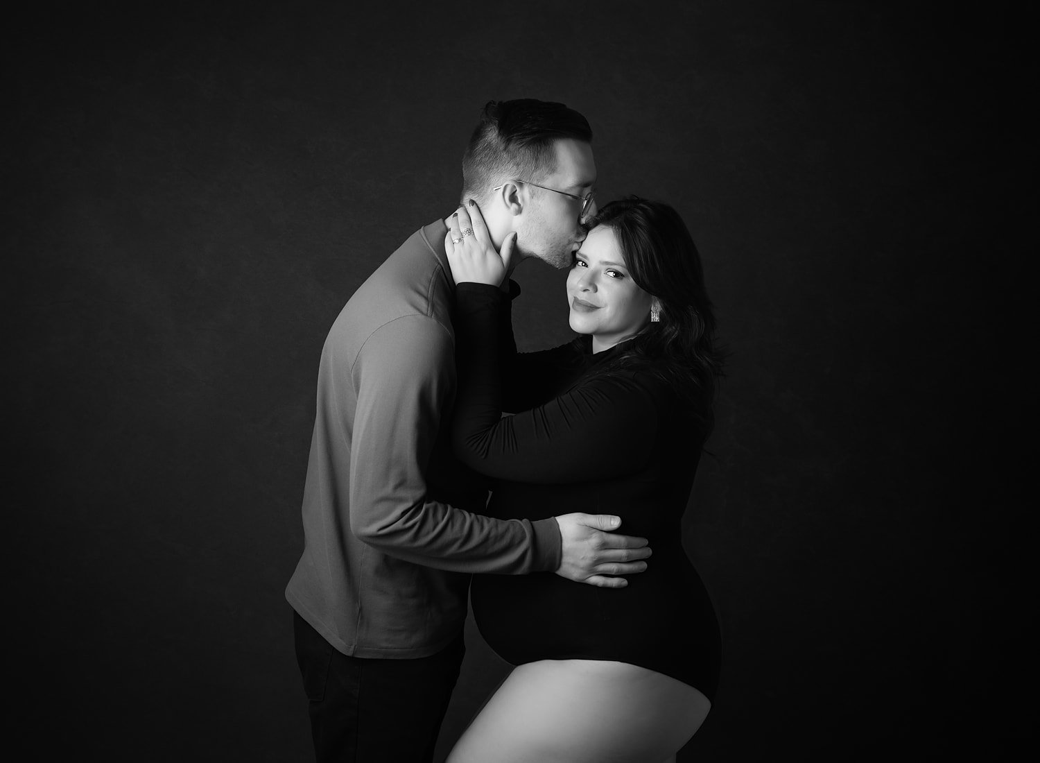 maternity-couple-picture