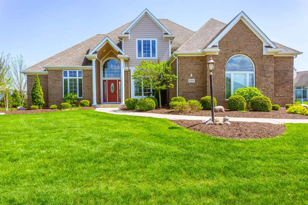 2335CaravelleDr (02 of 36).jpg