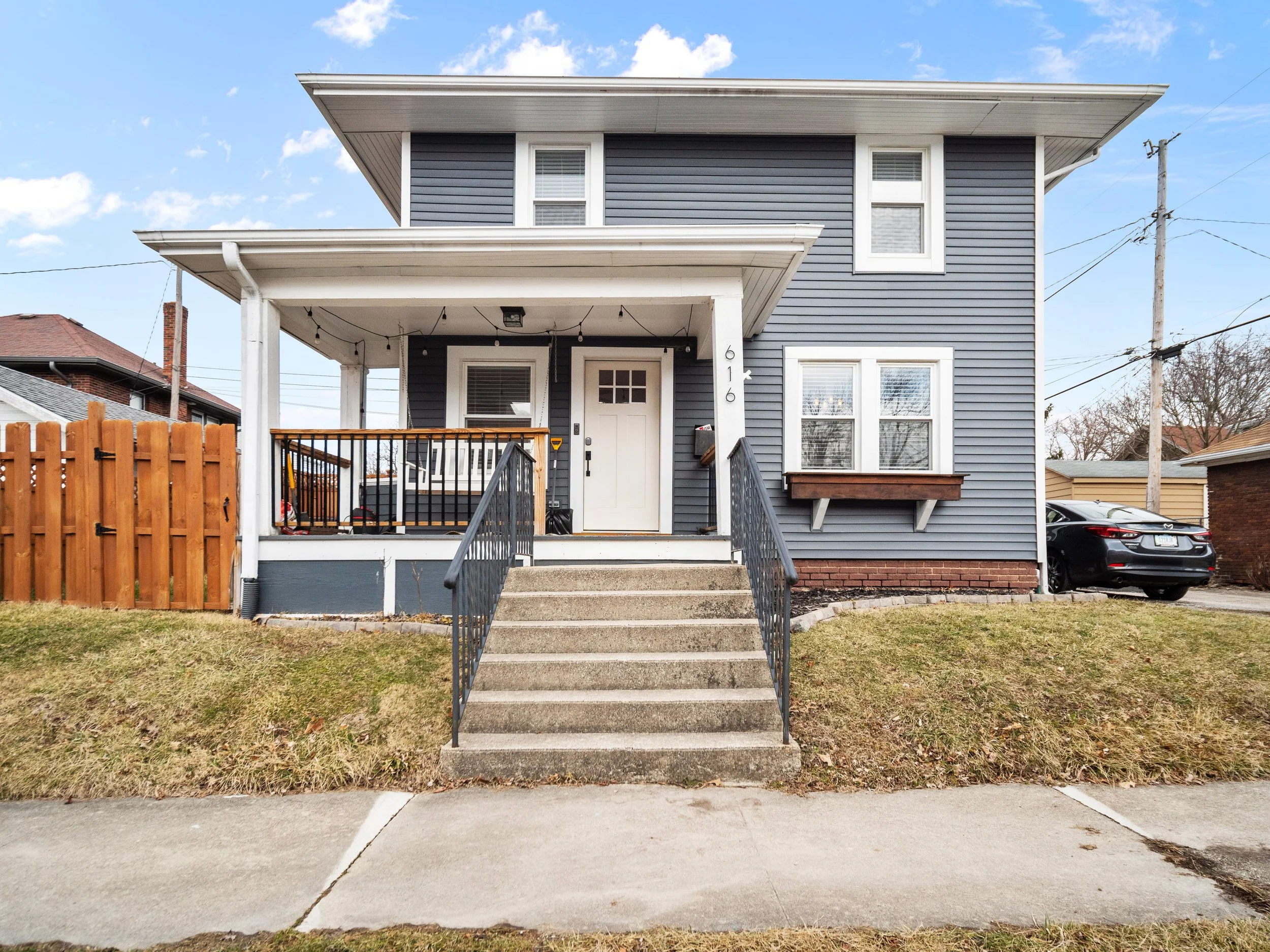 Closed! 616 W. Foster Pkwy, Fort Wayne, IN 46807 