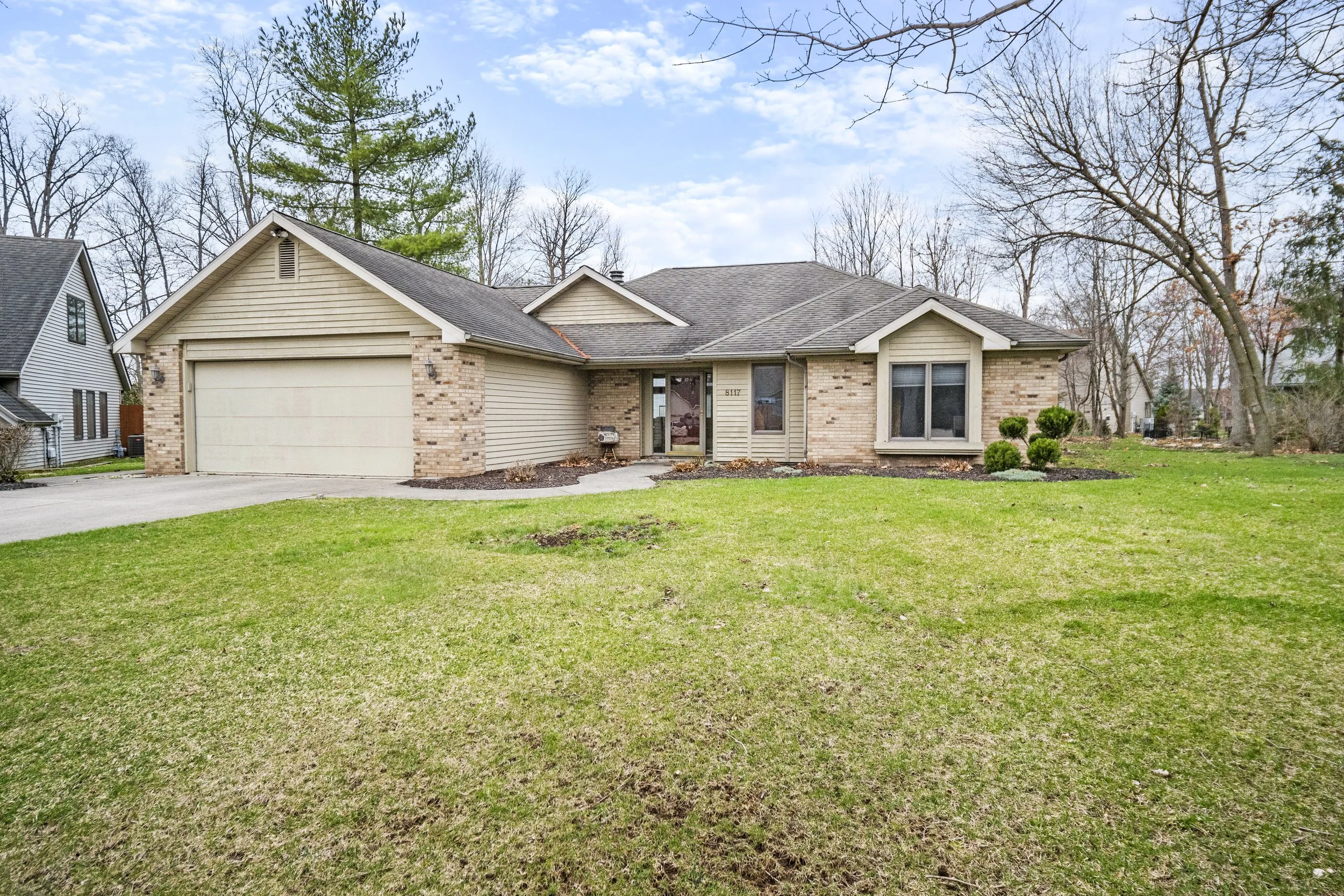 Sold!! 8117 Hunters Knoll Place, Fort Wayne, IN 46825