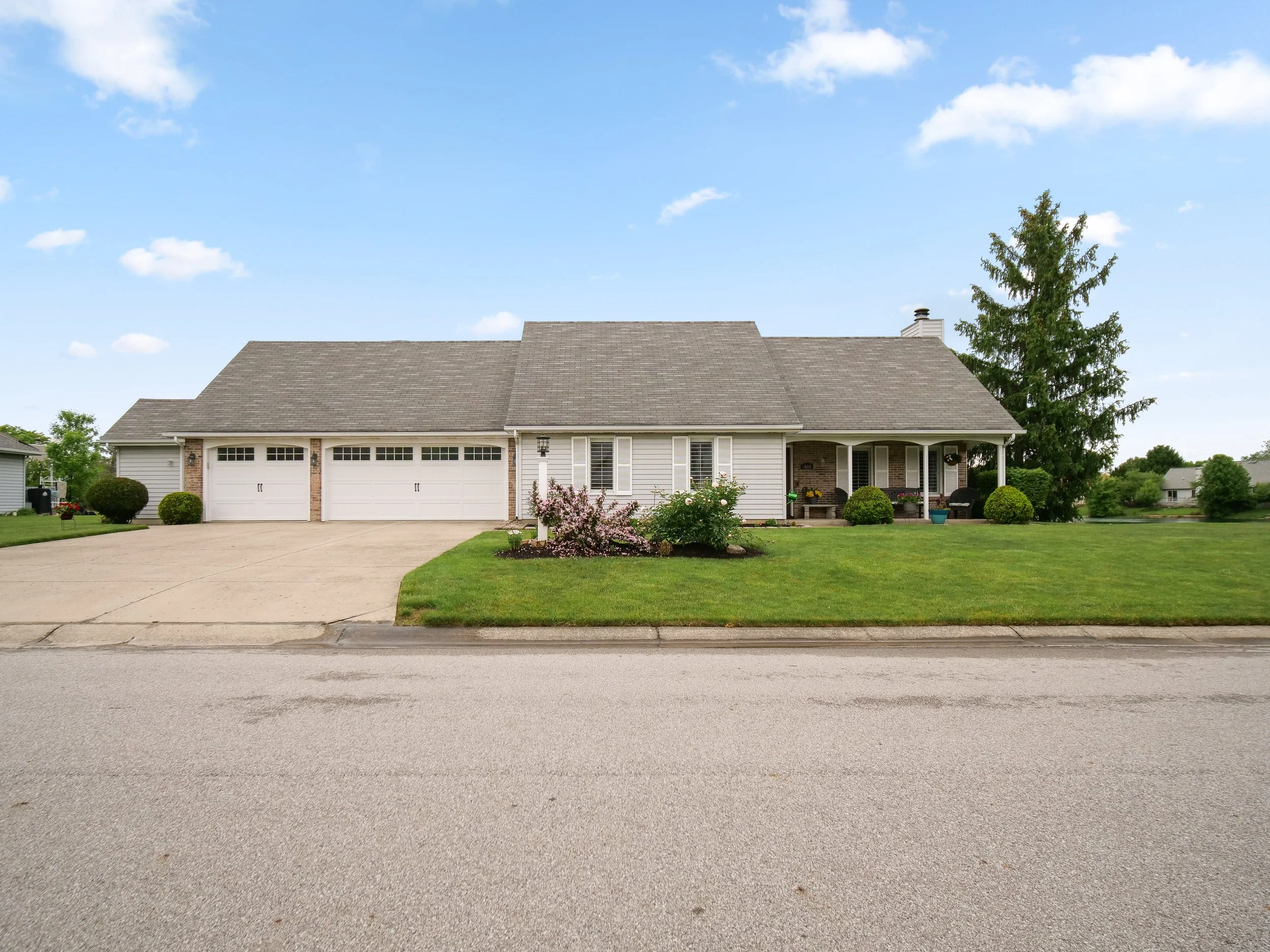 Sold! 9608 W Cove Court, Fort Wayne, IN 46804
