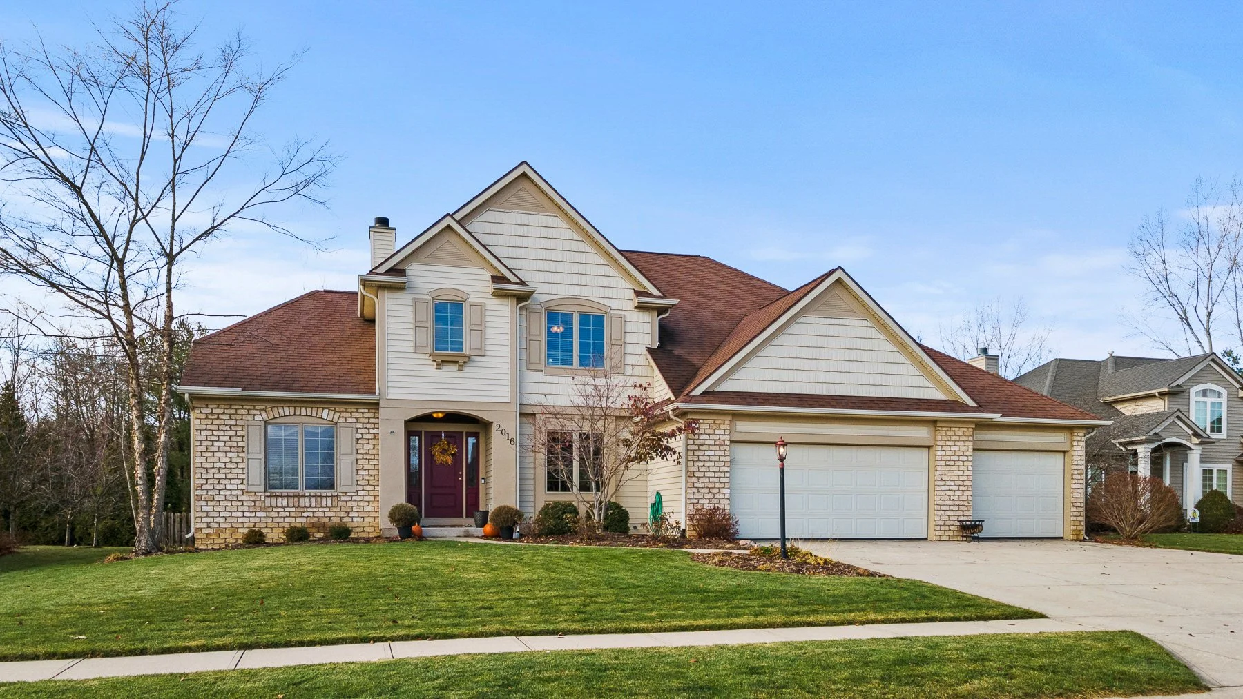 Sold!!  2016 Pembroke Pines Fort Wayne, IN 46814