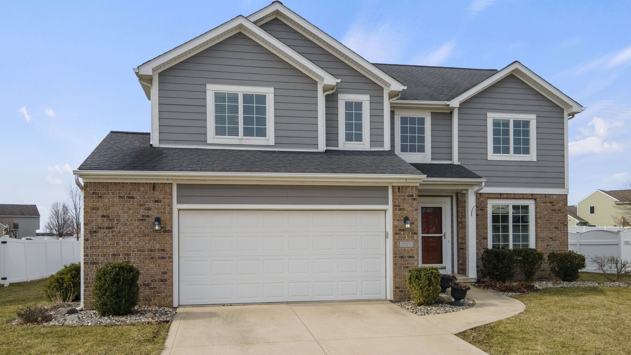 SOLD!! 1515 Tara Bella Lane Fort Wayne, IN 46845