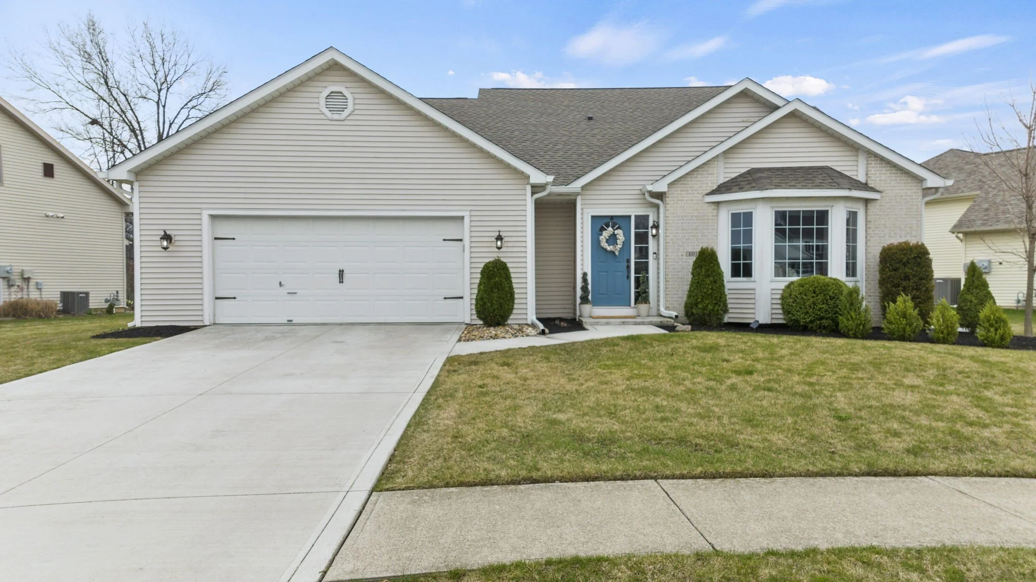SOLD!! 1017 Windsor Lake Drive Fort Wayne, IN 46845