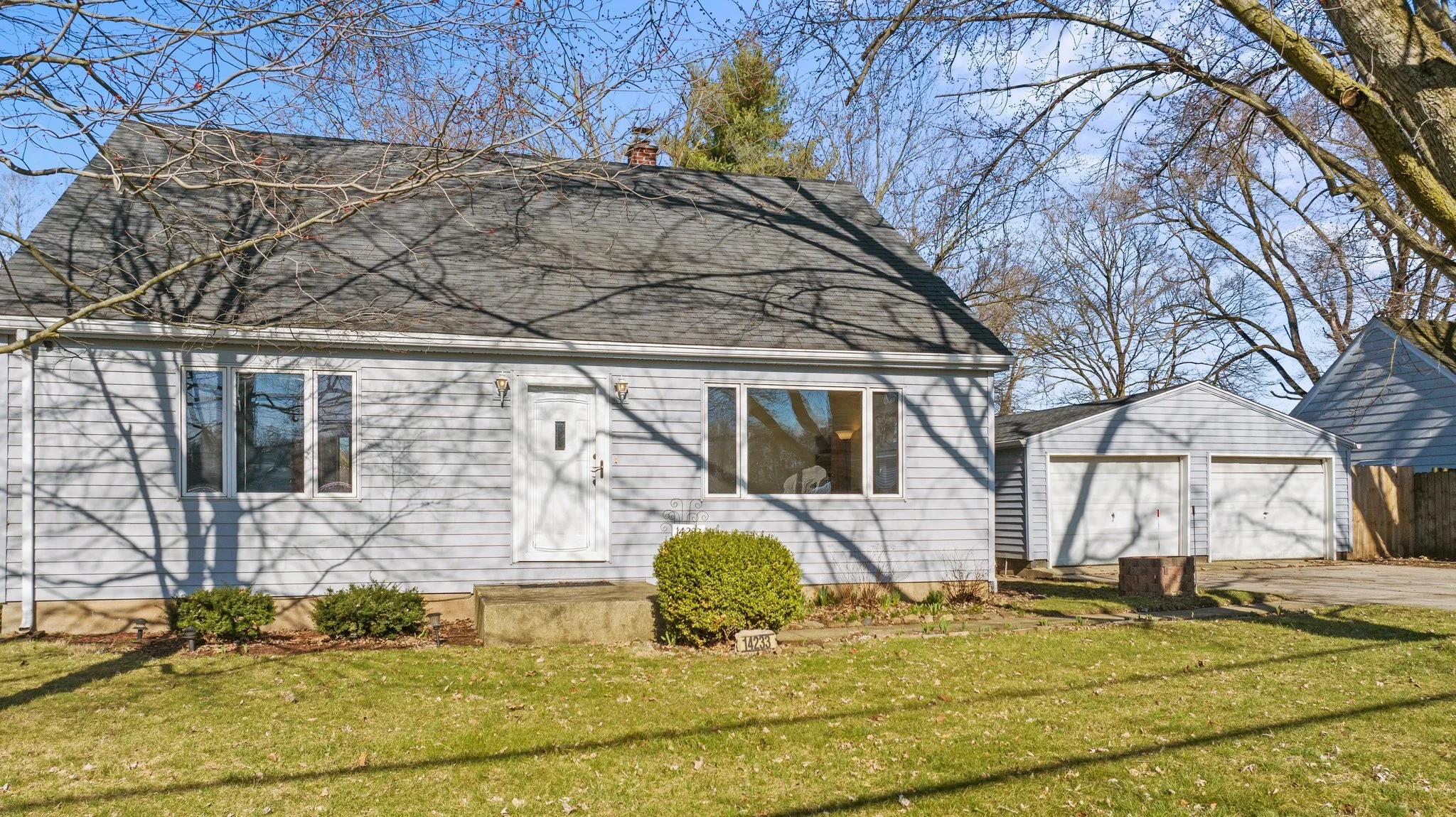 SOLD!!! 14233 Leo Road, Leo, IN 46765
