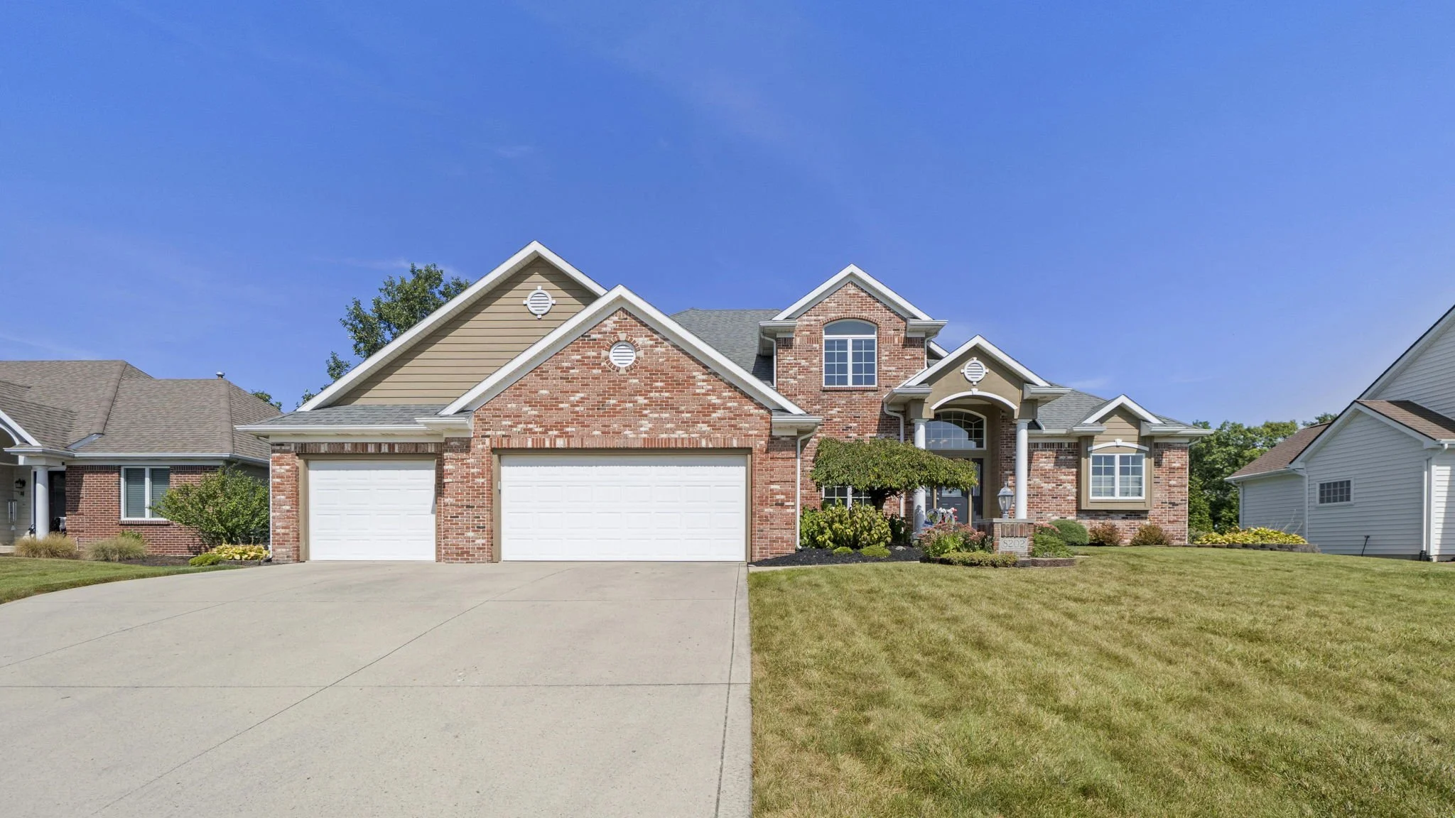 SOLD!! 8202 Waterscape Dr, Fort Wayne, IN 46804