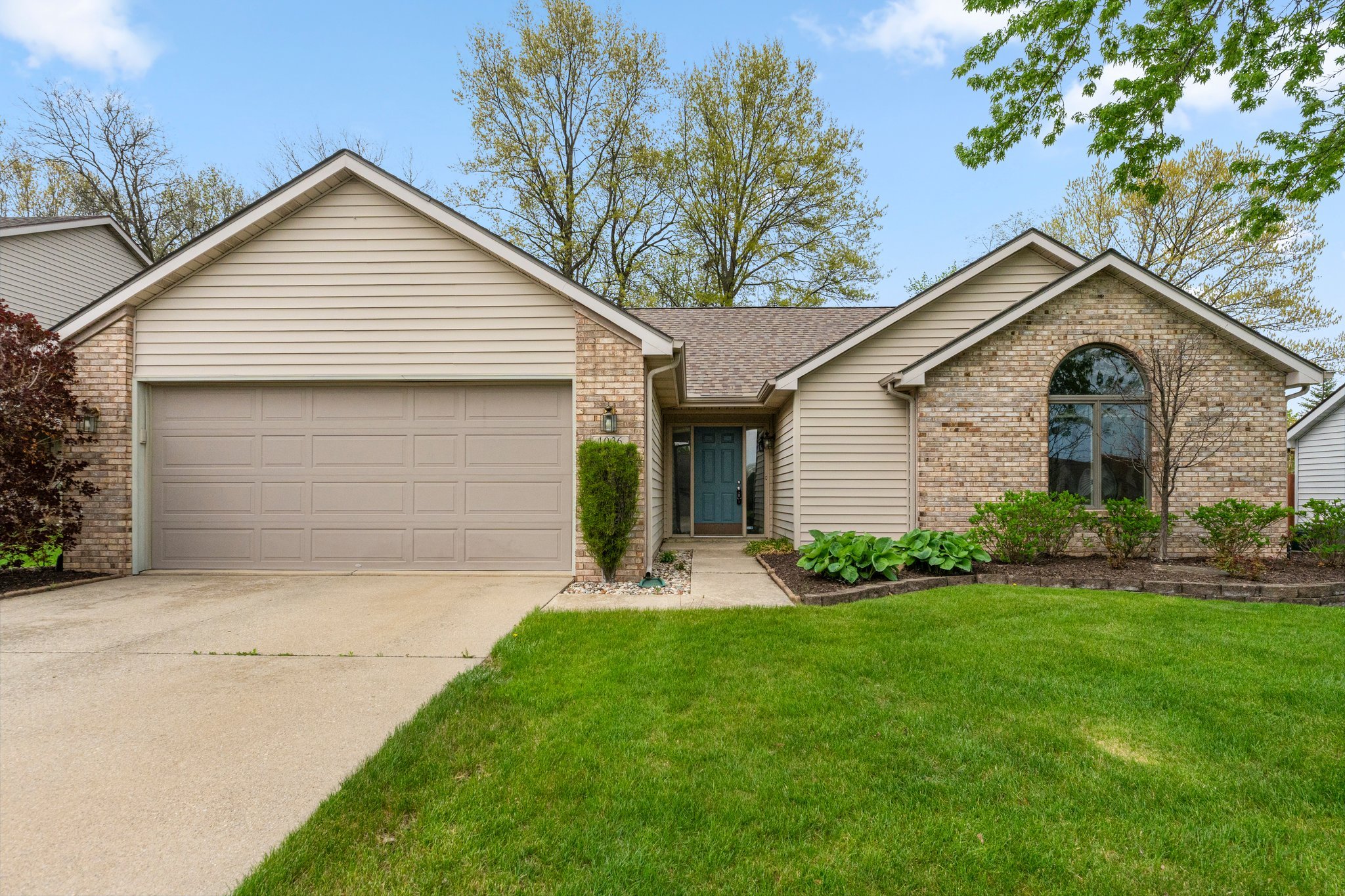 SOLD!! 1036 Fox Orchard Run, Fort Wayne, IN 46825