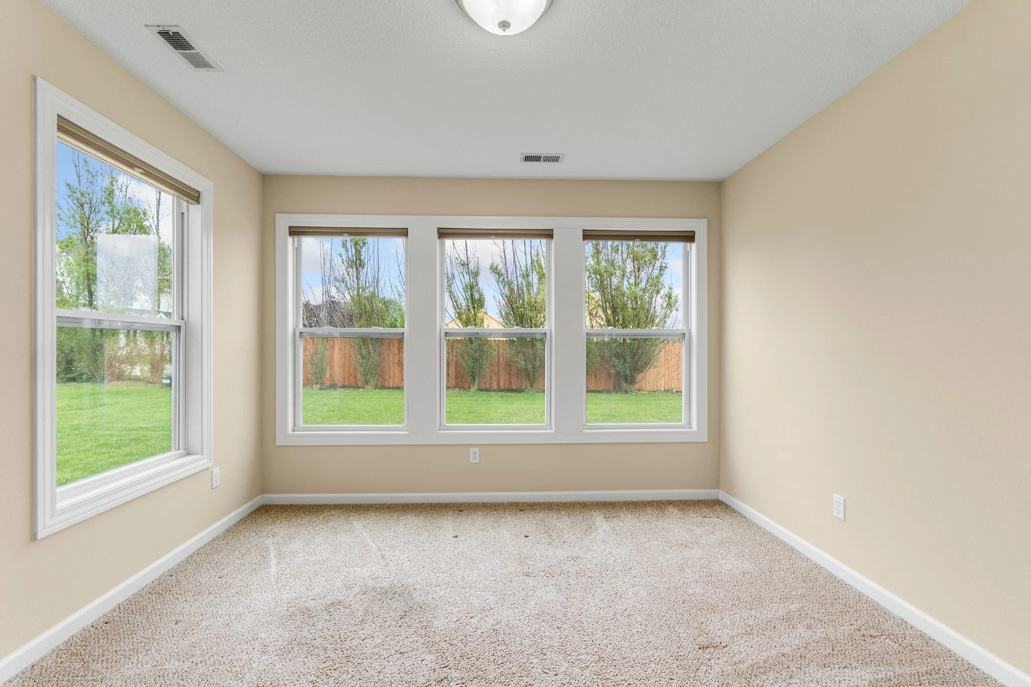 28-web-or-mls-DSC01392.jpg