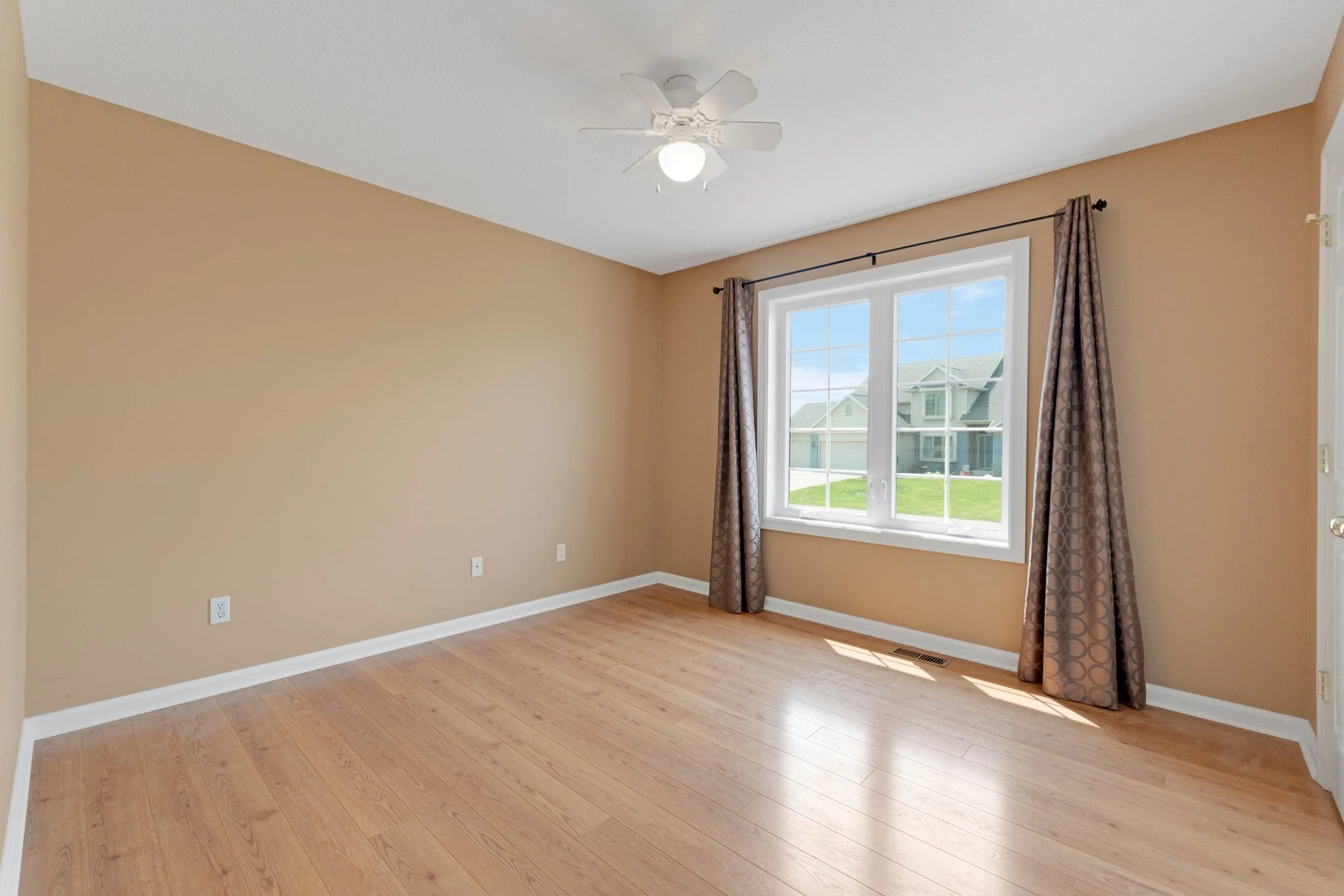 47-web-or-mls-DSC06602.jpg