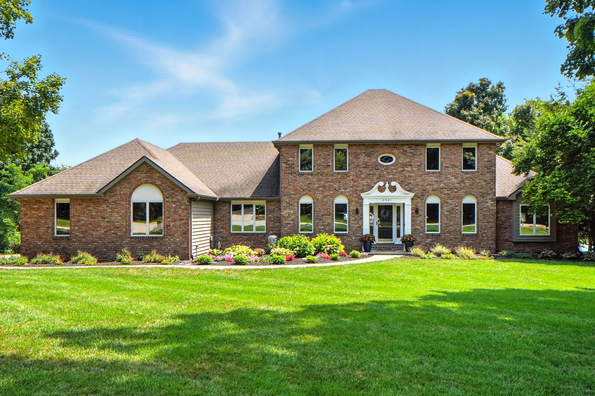 Just Listed!! 2921 Elmwood Court, Fort Wayne, IN 46804