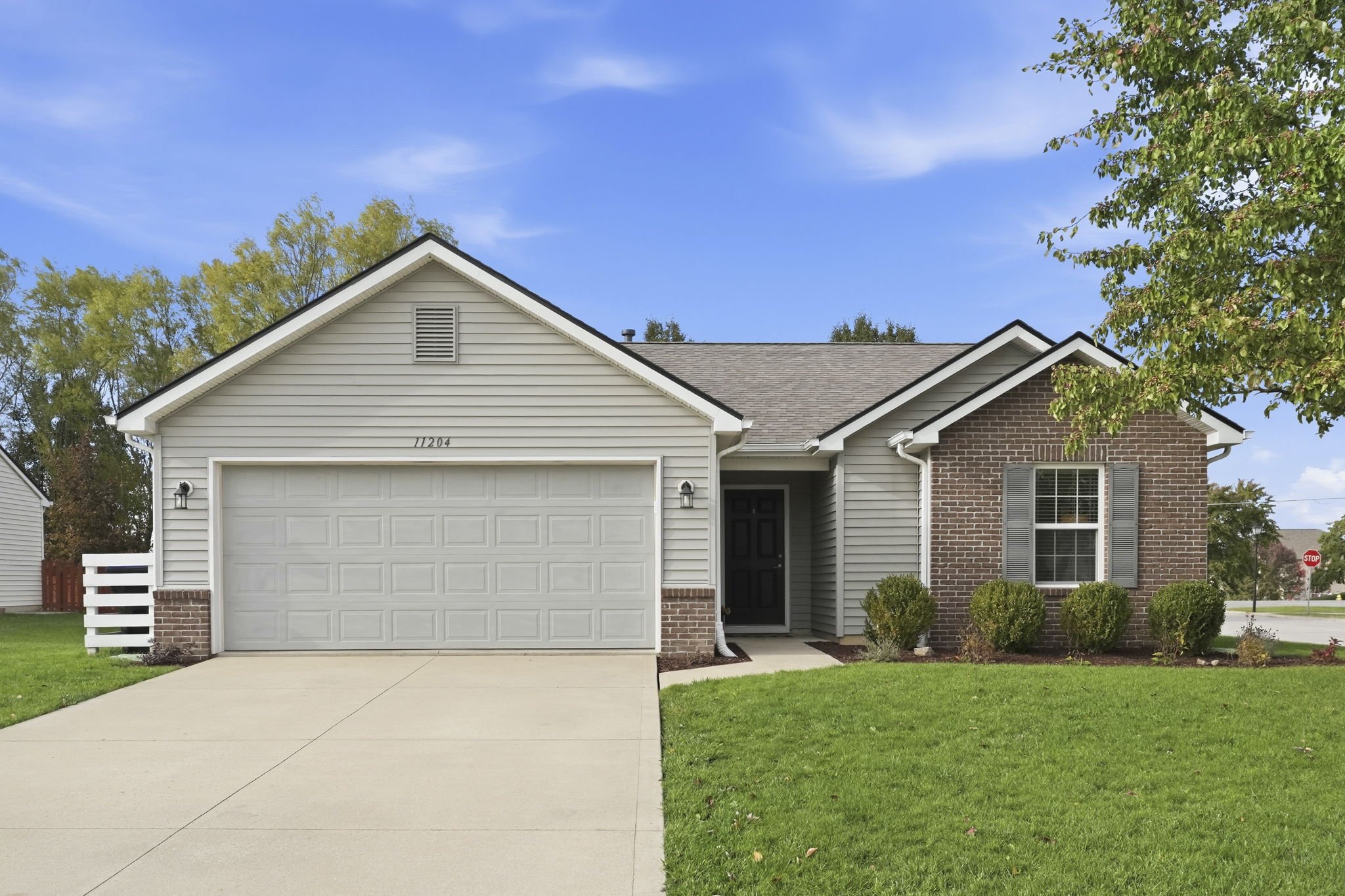 Just Listed!! 11204 Wirra Wirra Hill, Roanoke, IN 46783