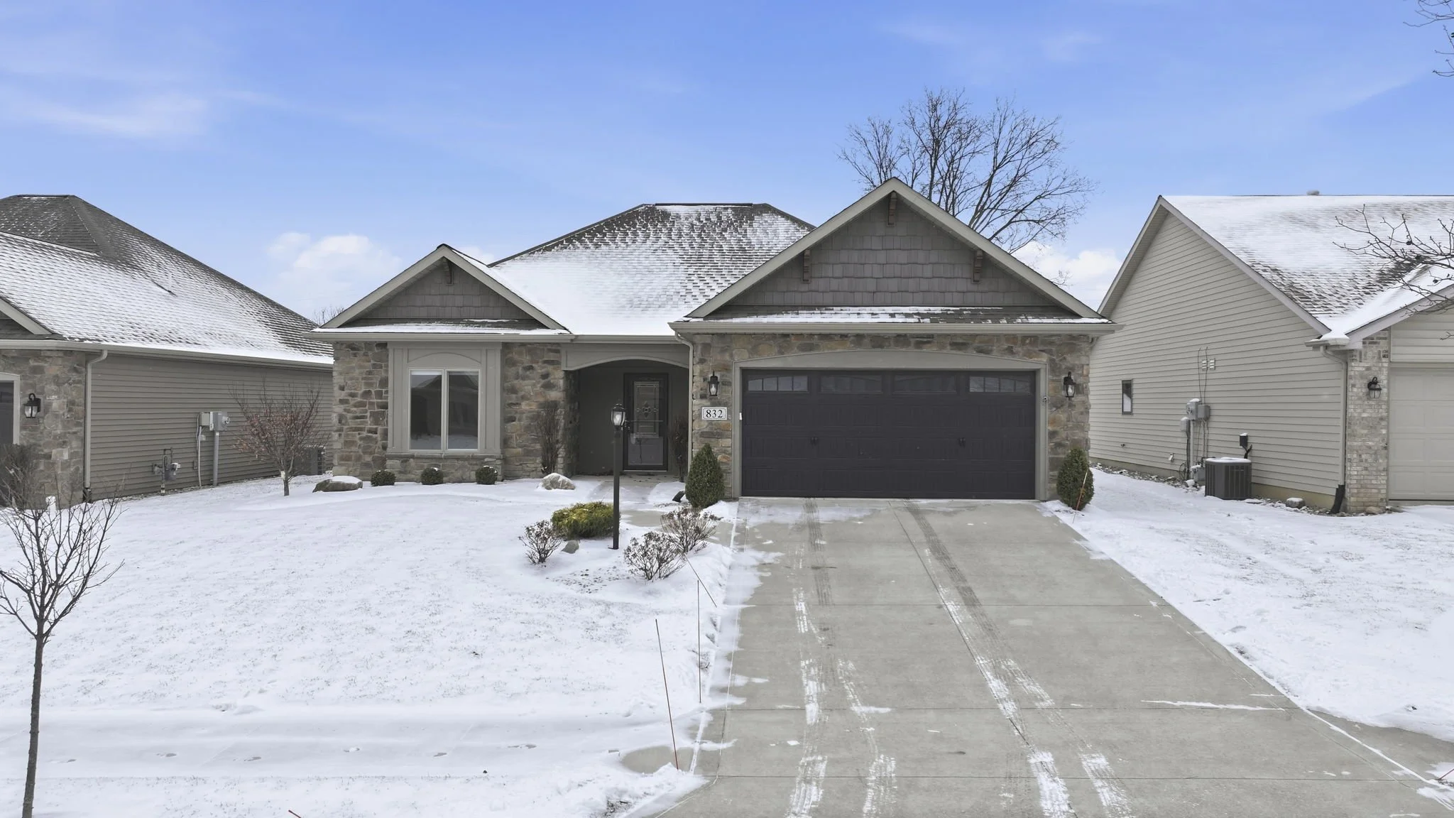 Just Listed!! 832 Owls Point, Fort Wayne IN 46825