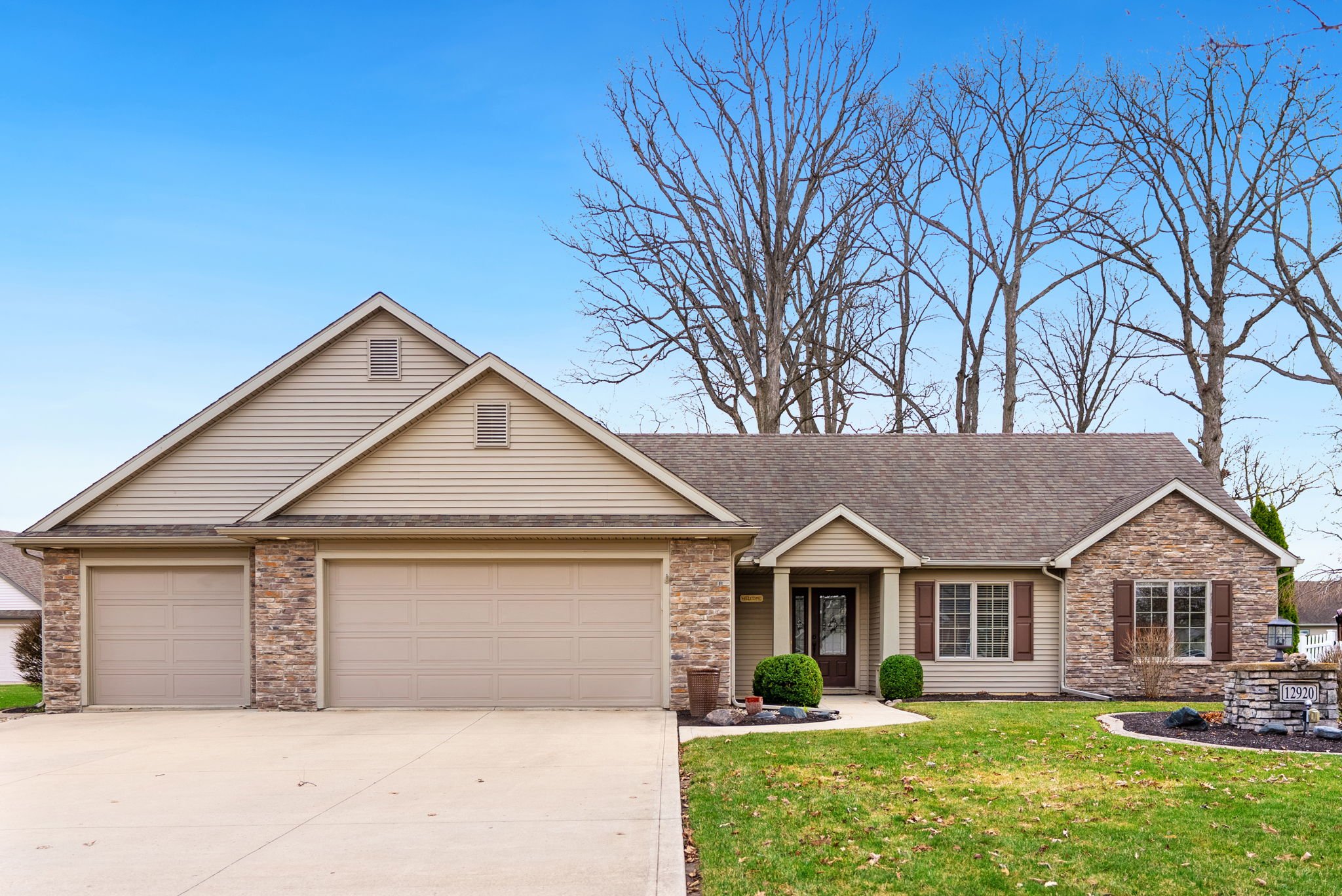 Just Listed!! 12920 Jade Cove, Fort Wayne, IN 46845