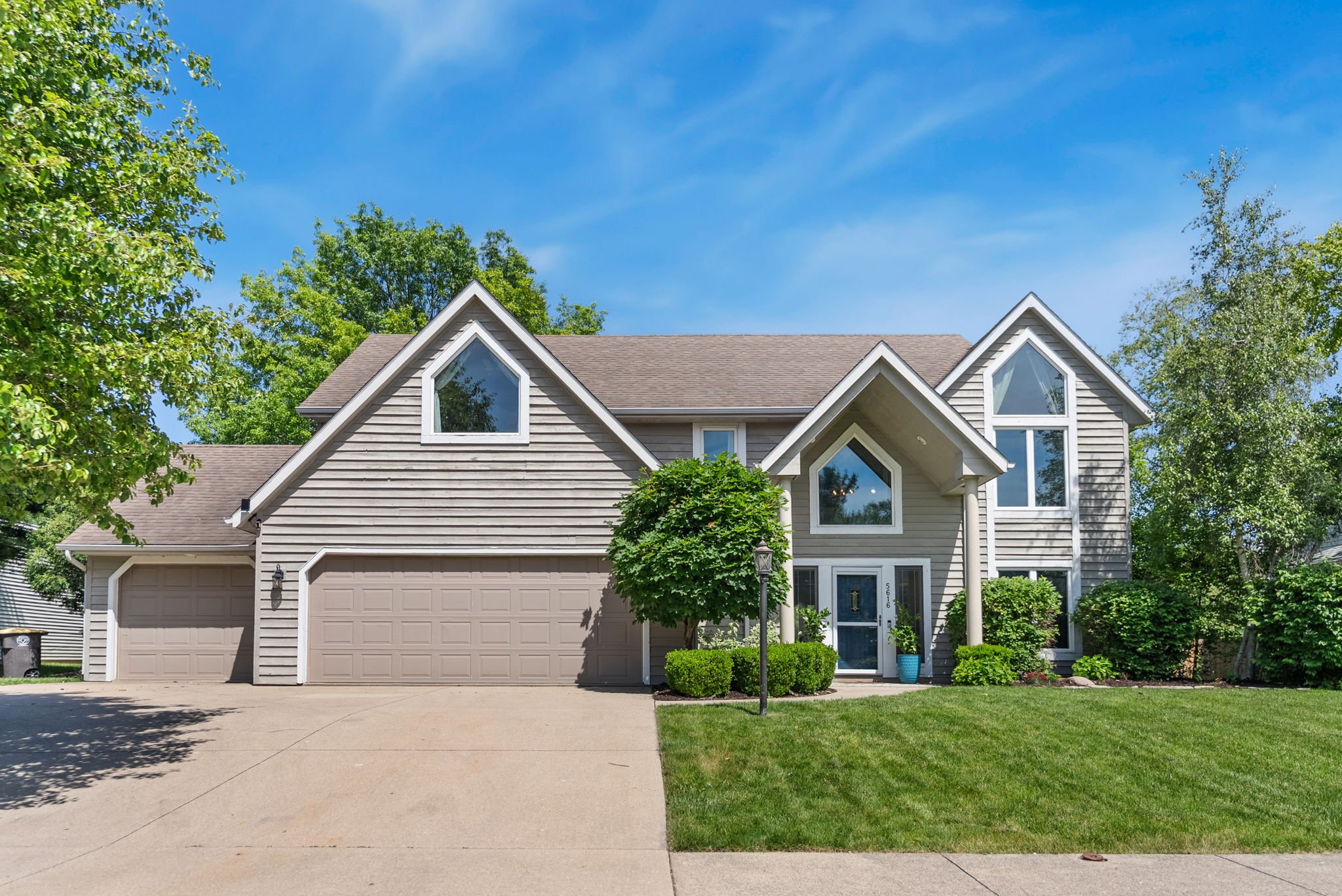 Just Listed!! 5616 Quail Canyon Drive Fort Wayne, IN 46835
