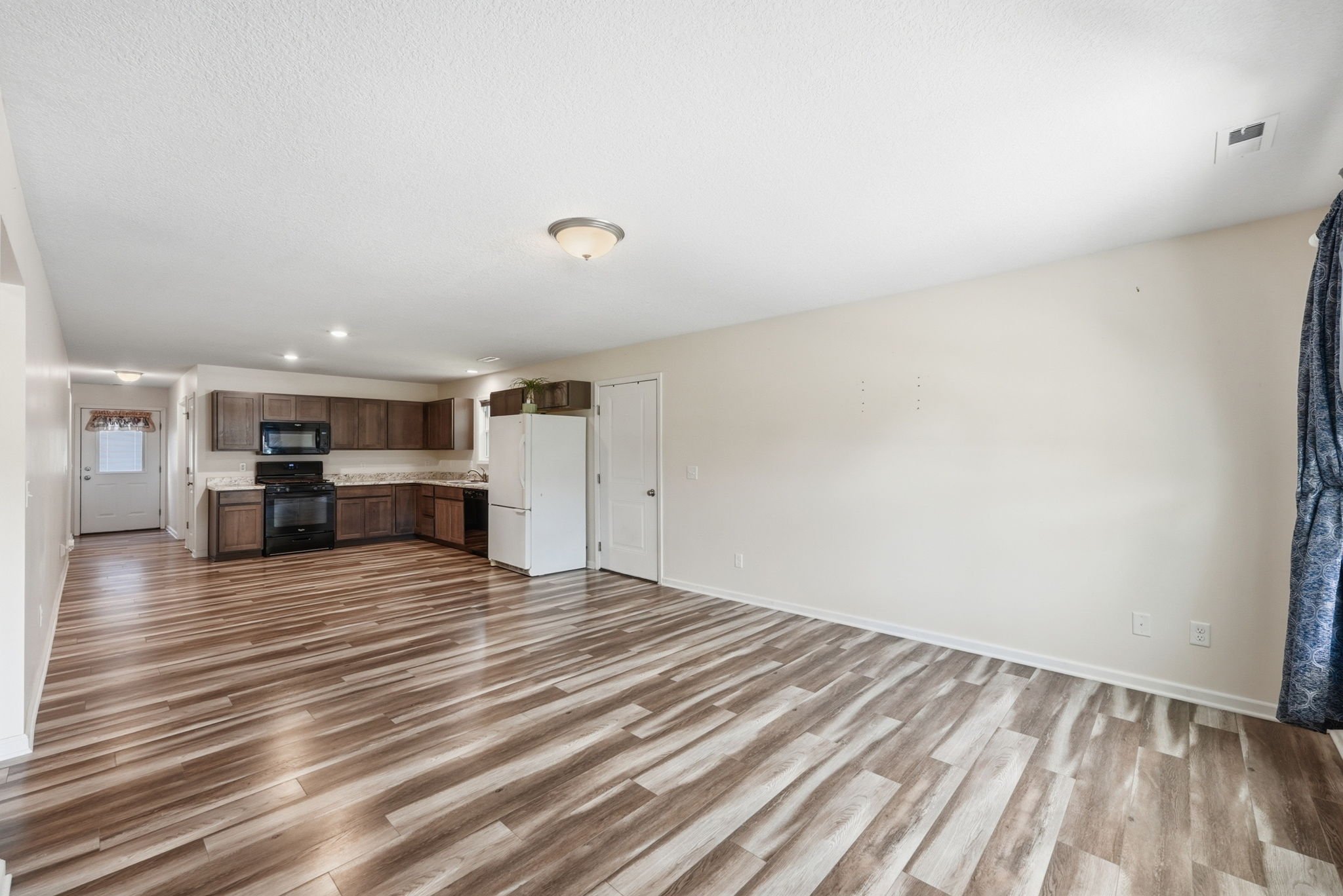 18-web-or-mls-AA_03628.jpg