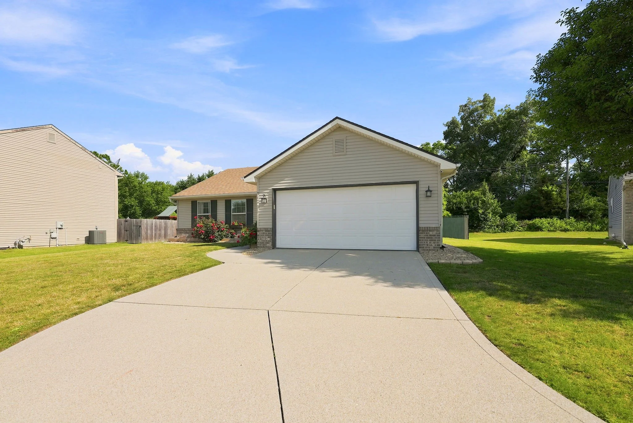 2-web-or-mls-317 Passier Ct-2.jpg