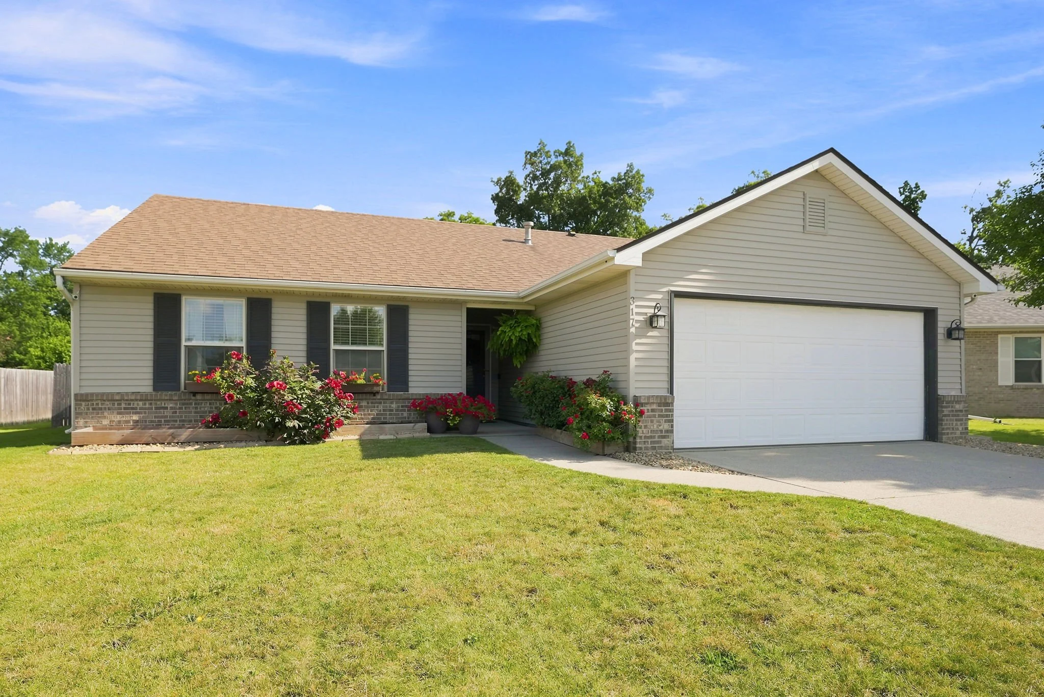4-web-or-mls-317 Passier Ct-4.jpg
