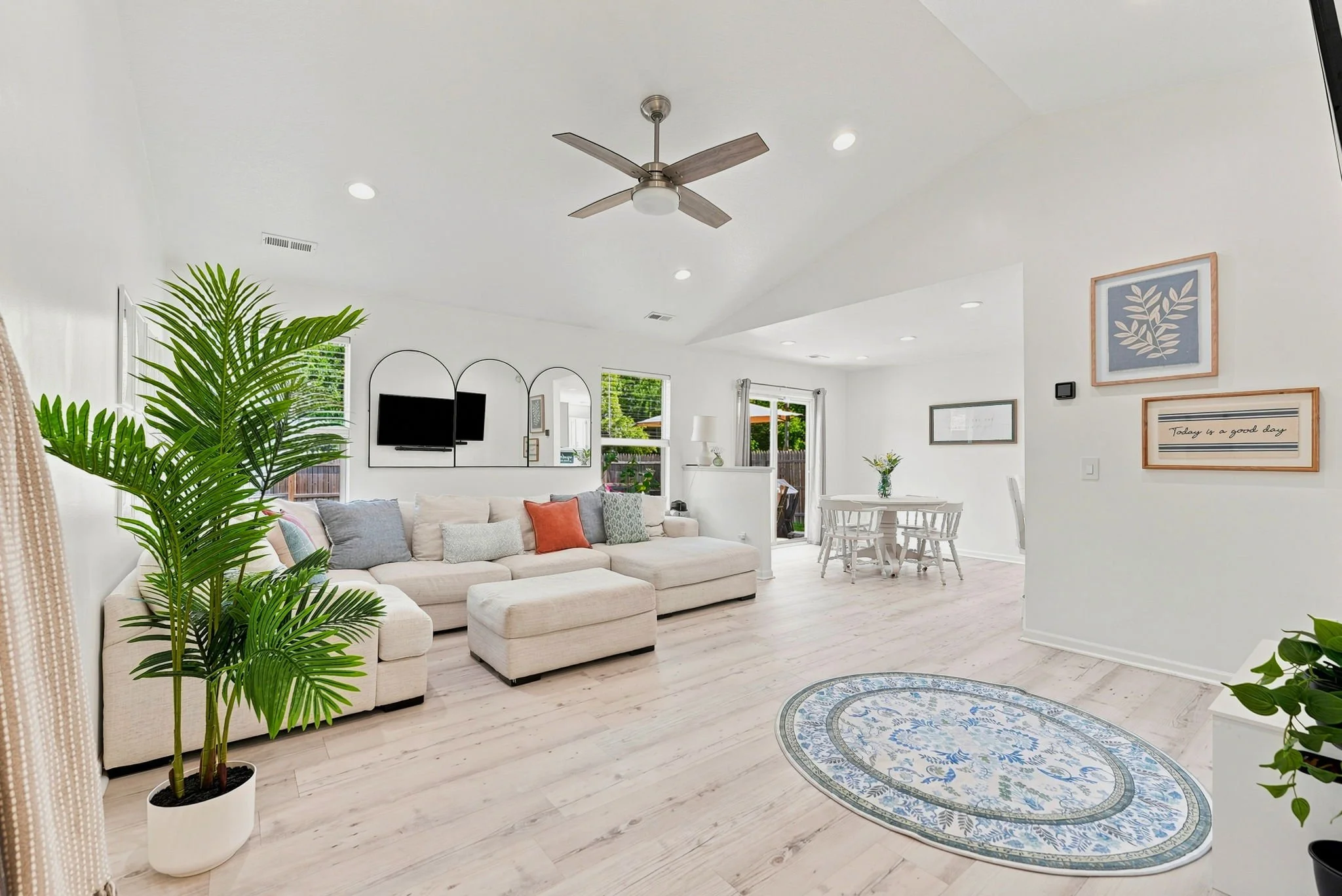8-web-or-mls-317 Passier Ct-8.jpg