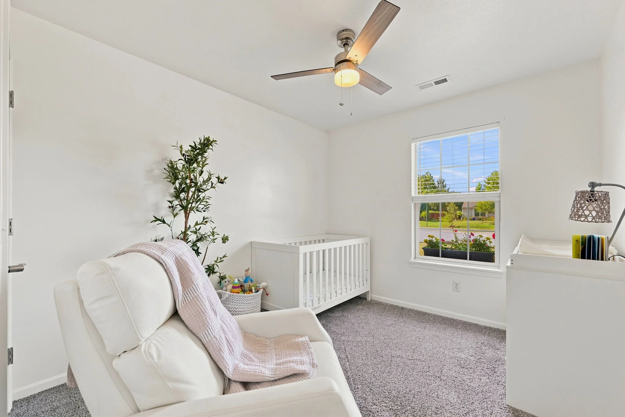 11-web-or-mls-317 Passier Ct-11.jpg