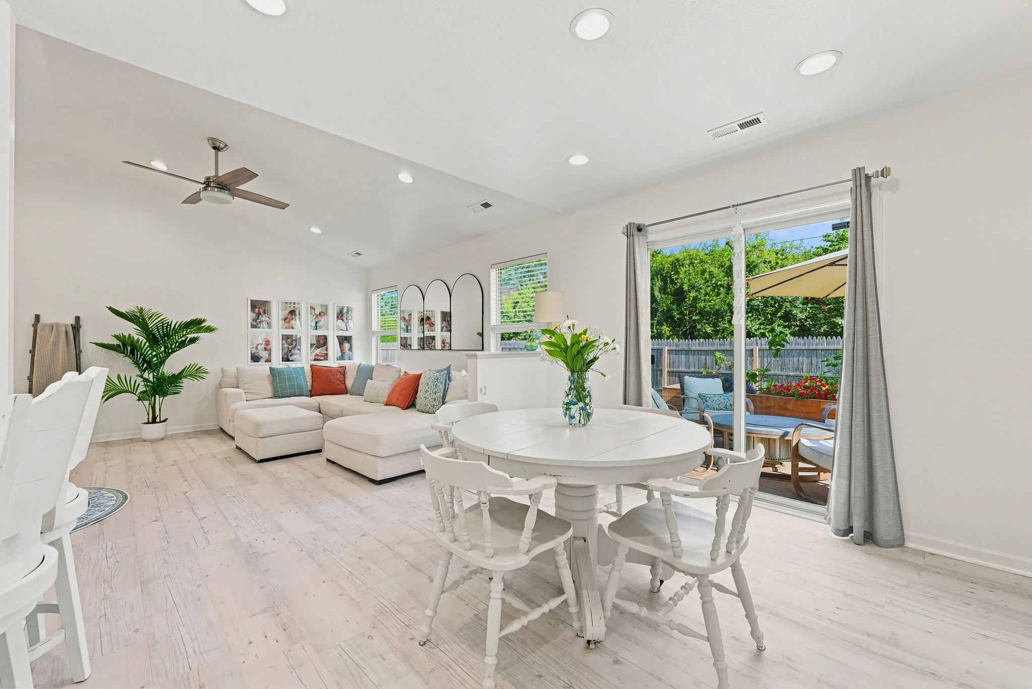 14-web-or-mls-317 Passier Ct-14.jpg