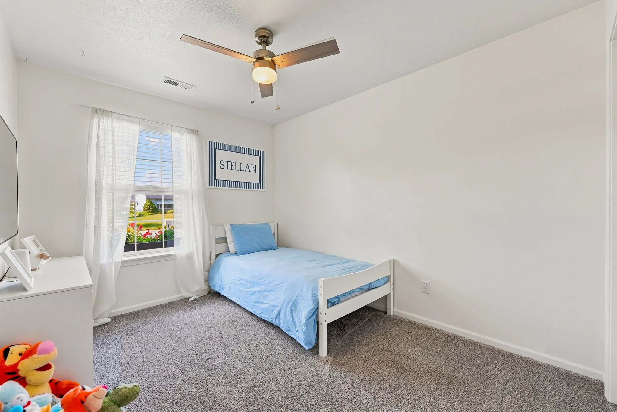 23-web-or-mls-317 Passier Ct-23.jpg