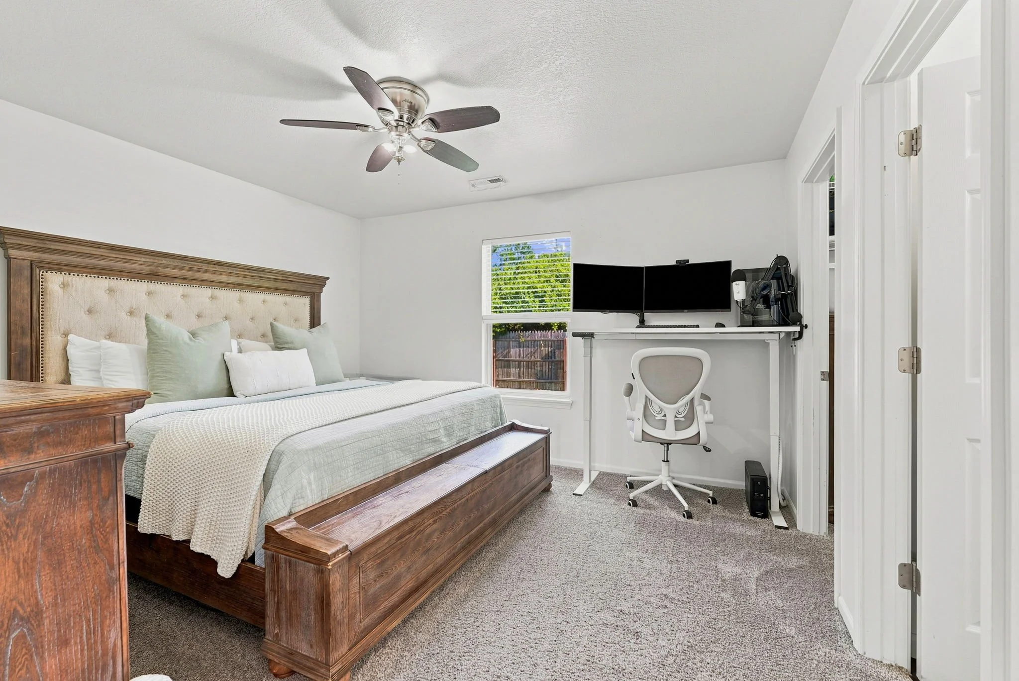 27-web-or-mls-317 Passier Ct-27.jpg