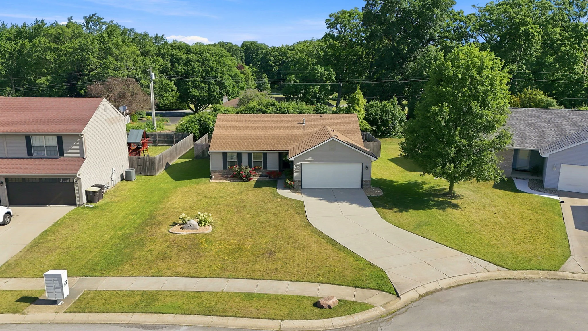 41-web-or-mls-317 Passier Ct-41.jpg