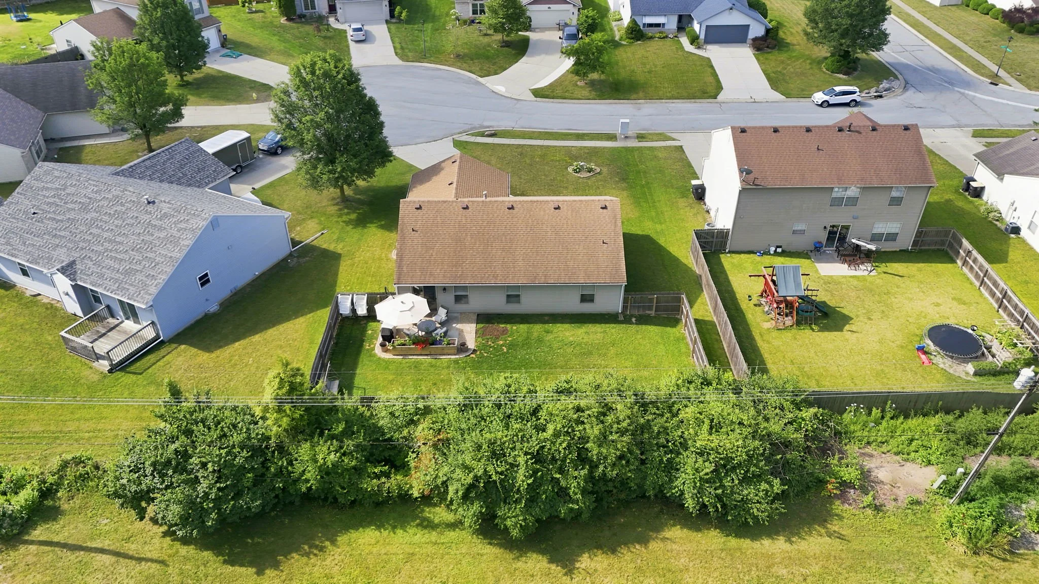 48-web-or-mls-317 Passier Ct-48.jpg