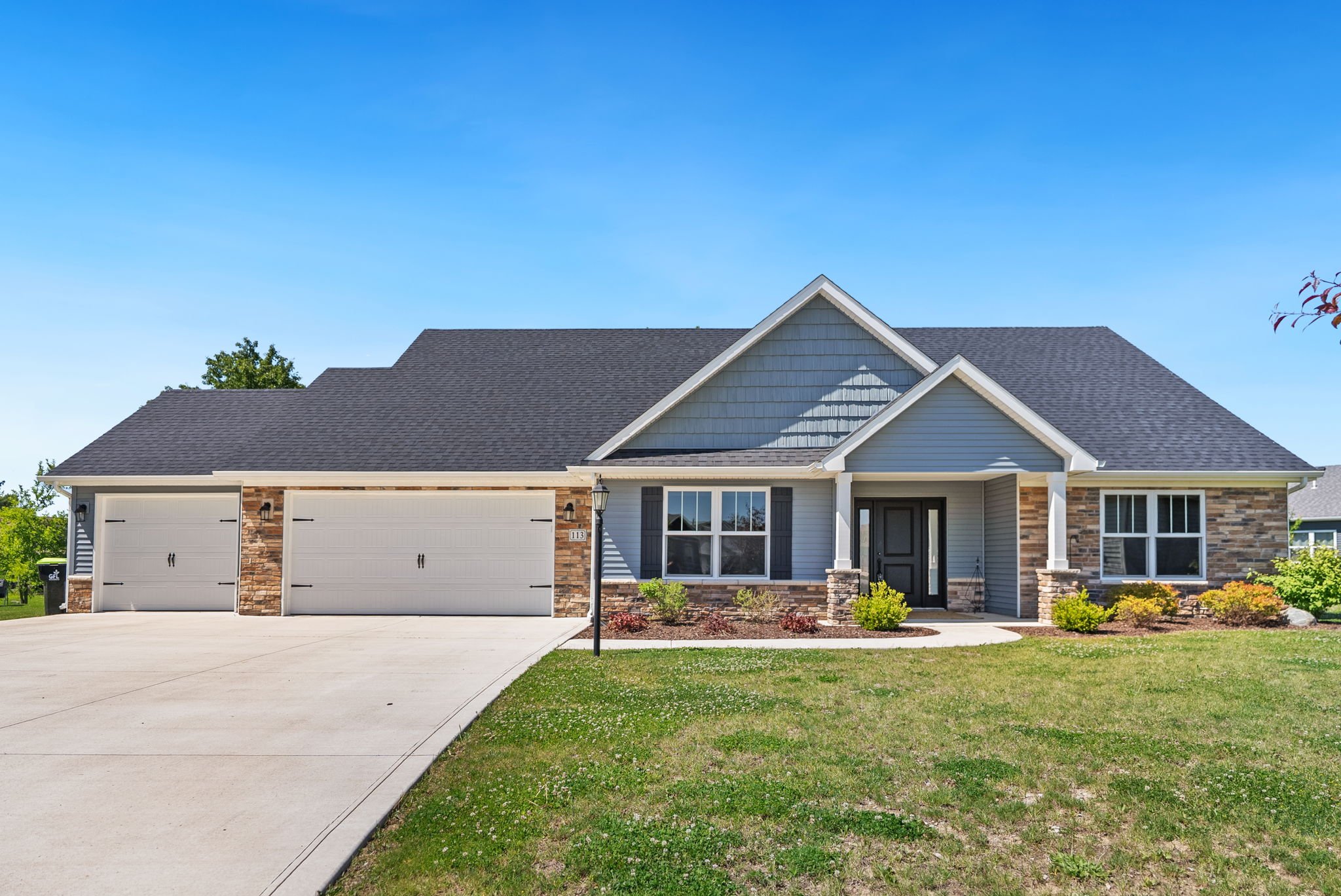 Pending!! 113 Paul Ct, Roanoke, IN 46783