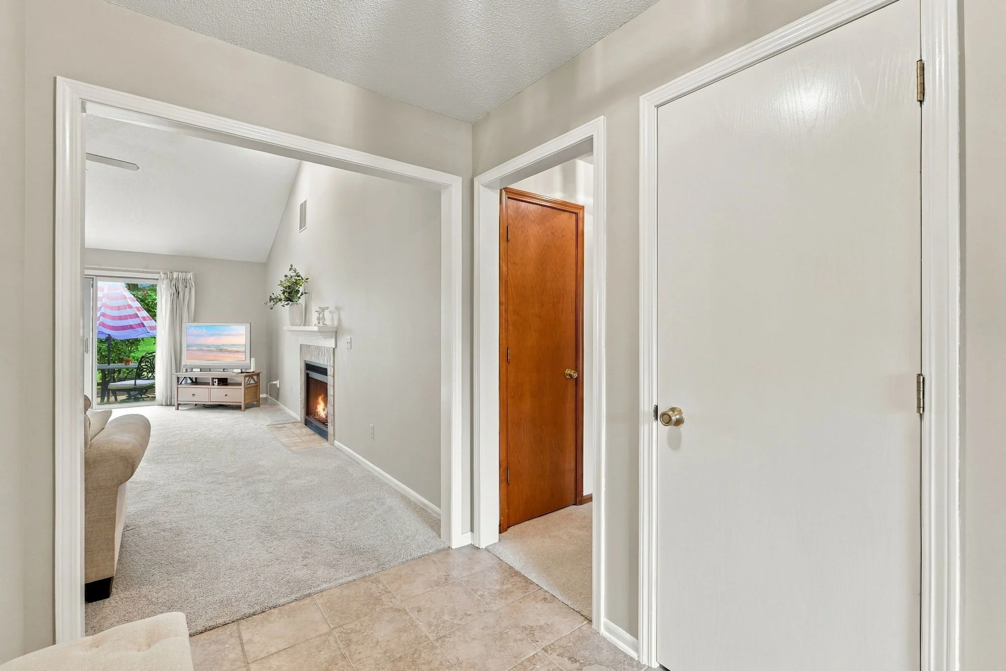 5-web-or-mls-7609_Preakness_Cove_Fort_Wayne_IN_46815_603849.jpg