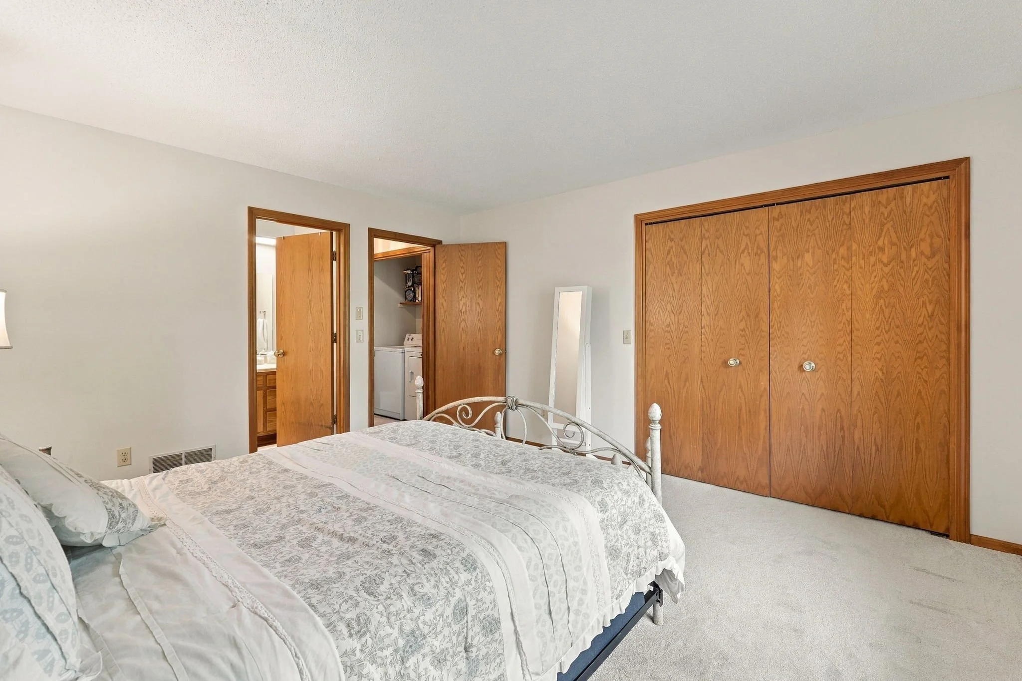 22-web-or-mls-7609_Preakness_Cove_Fort_Wayne_IN_46815_603984.jpg