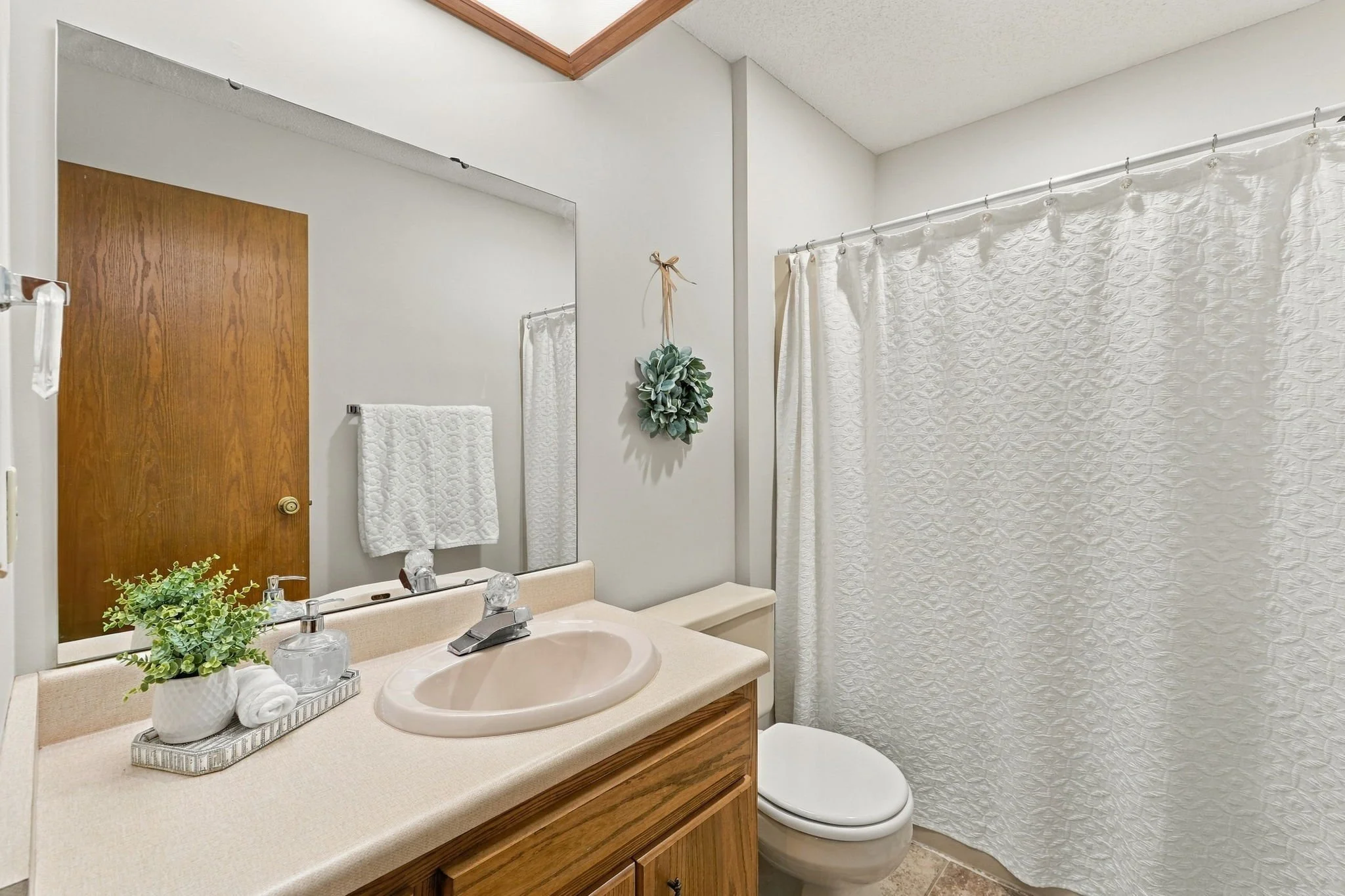 28-web-or-mls-7609_Preakness_Cove_Fort_Wayne_IN_46815_603939.jpg