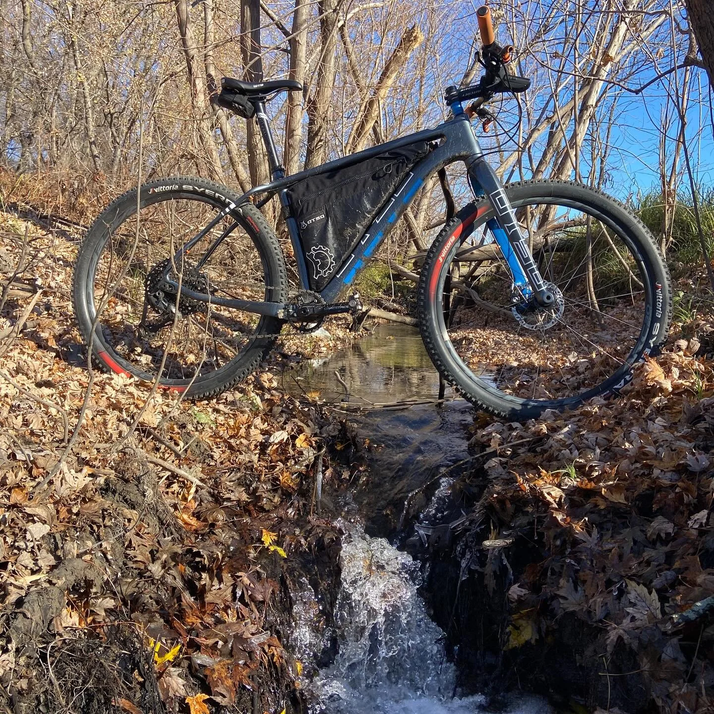Minnesota River Bottoms&hellip; oh how I&rsquo;ve missed you. 😍

This was my first time back on the Sibley - Cedar segment since I went OTB and fully submerged in the river in the Spring. I was surprised at the general anxiety I felt riding a trail 