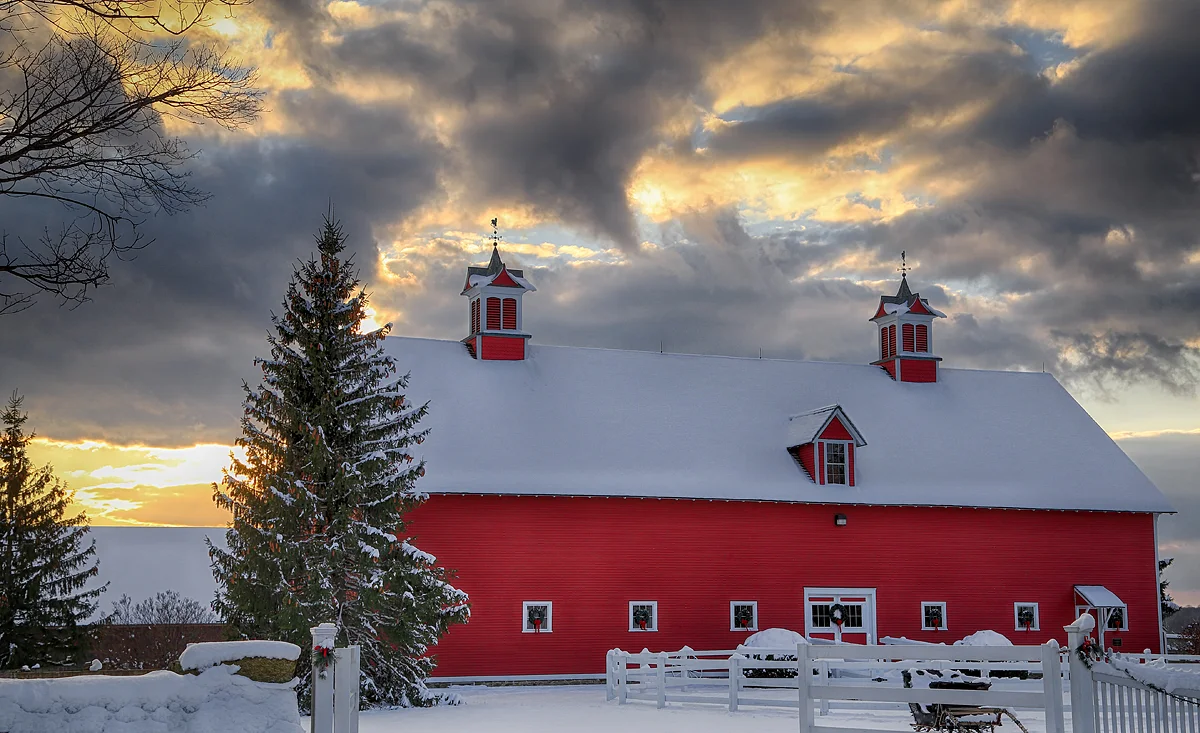 barnsunset.jpg