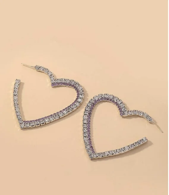 LAVISH RHINESTONE HEART EARRINGS
