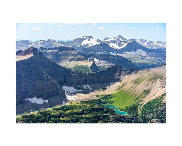 Nothing like seeing @glaciernps from up high.
&bull;
&bull;
&bull;
&bull;
&bull;
#montanamoment #glaciernps #glaciernationalpark #montana #hiking #glacier #406 #hike #alpine #montanalife #lastbestplace #mtbigskyseries #bigskycountry #outdoors #campin