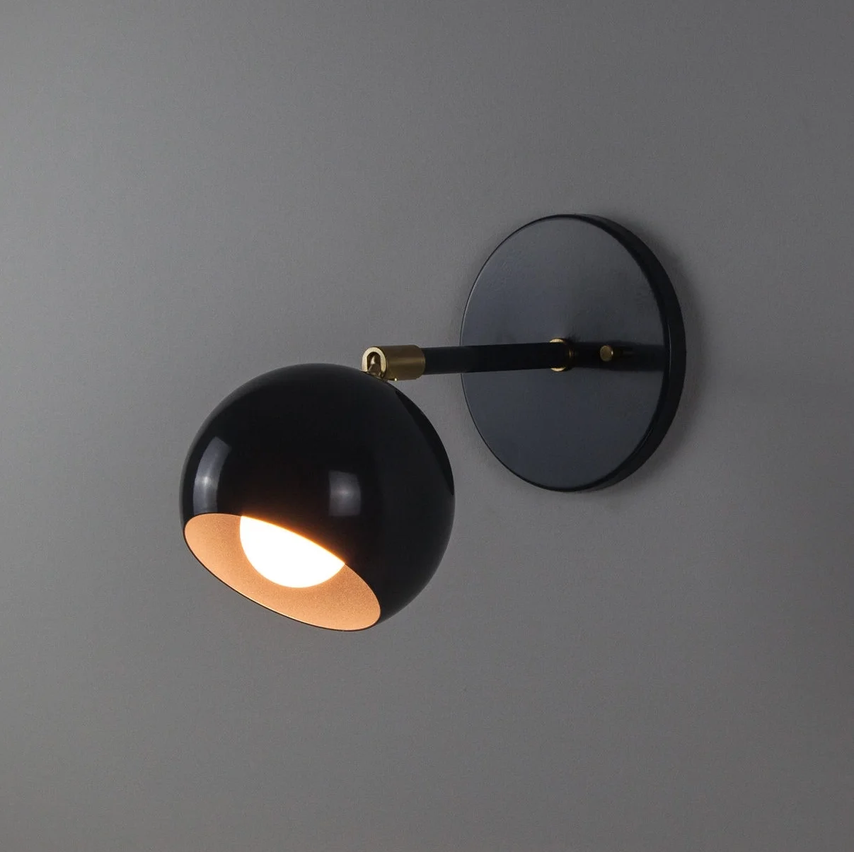    Newt Sconce     $115.00 sold by Triple Seven  