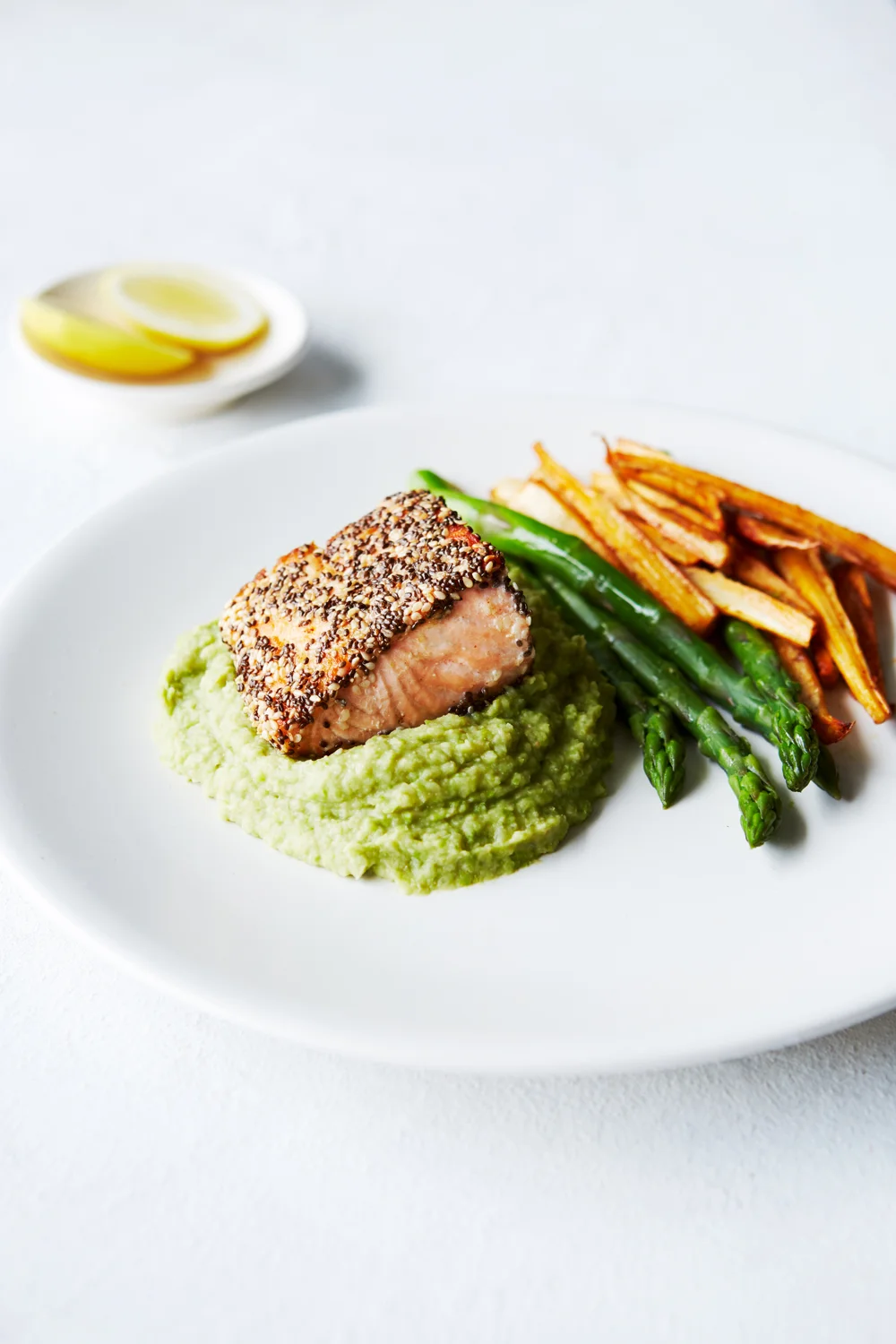 EN salmon parsnip fries pea puree  024_3.jpg